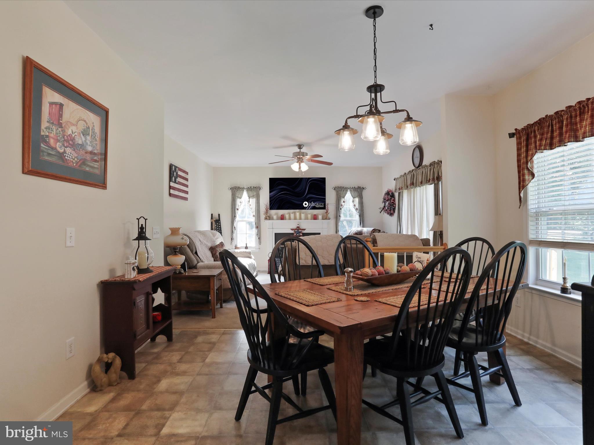 TWIN ACRES - Residential