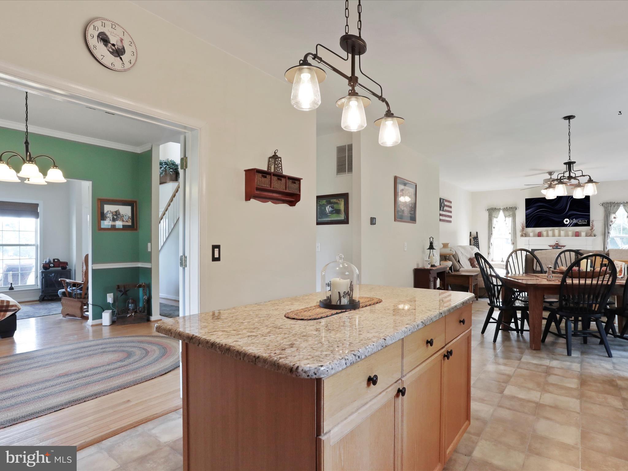 TWIN ACRES - Residential