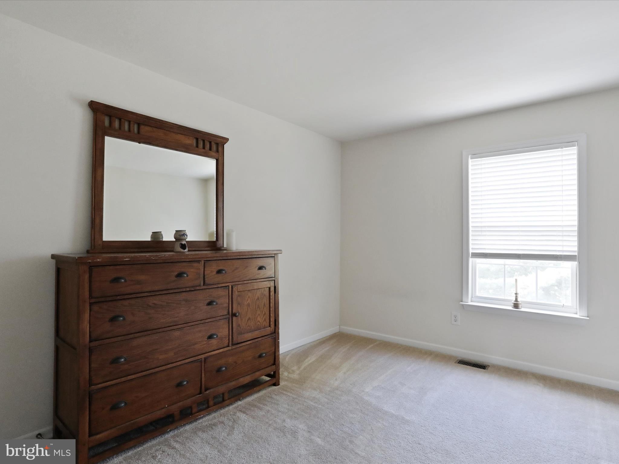 TWIN ACRES - Residential