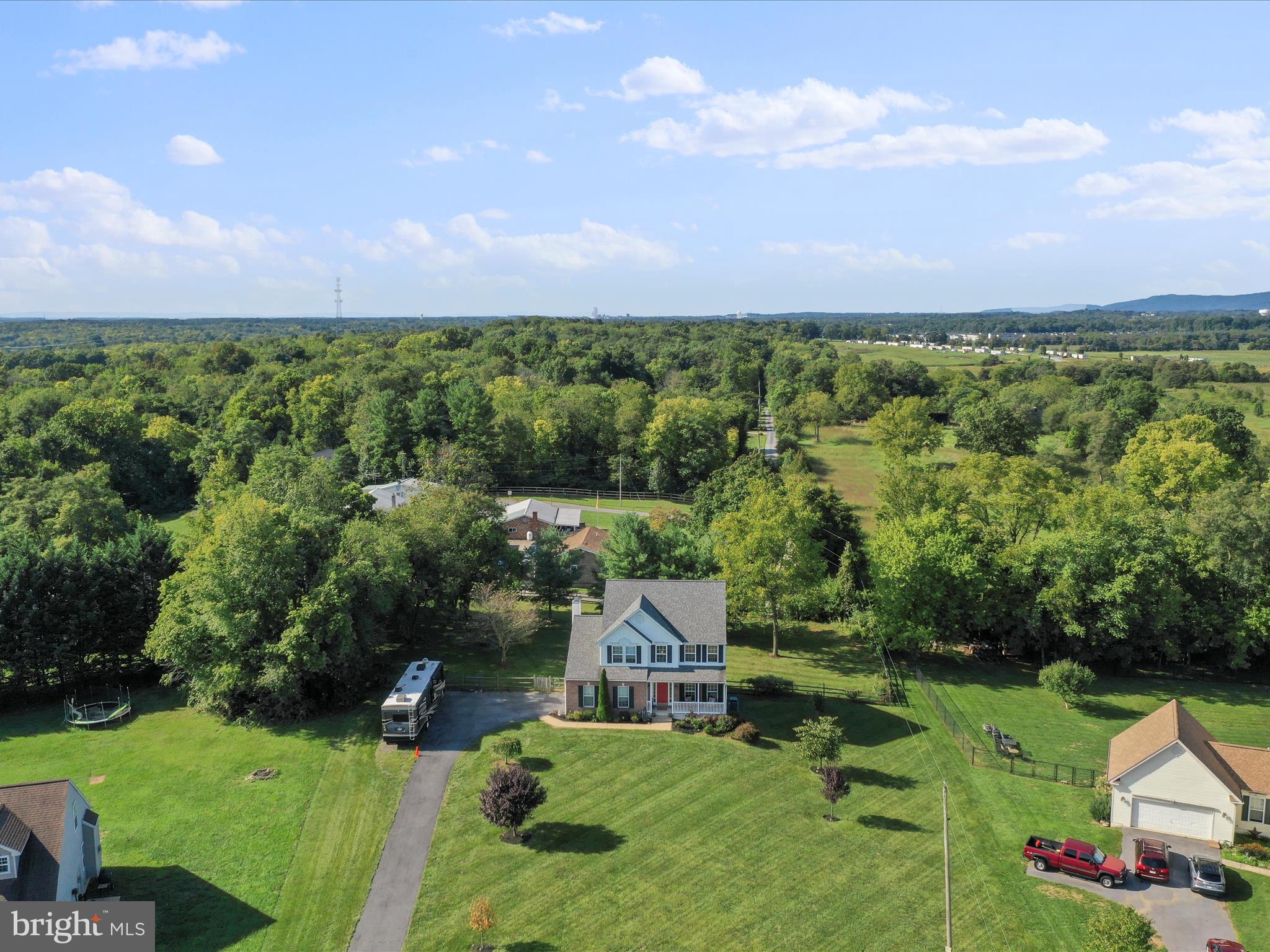 TWIN ACRES - Residential