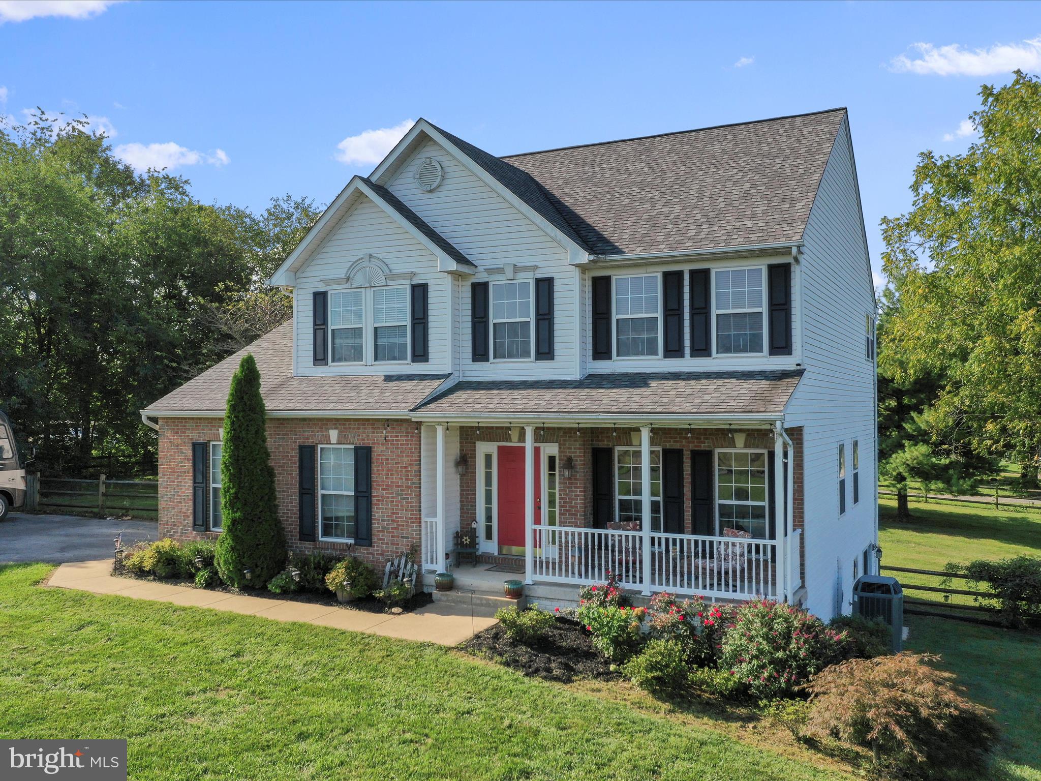 TWIN ACRES - Residential