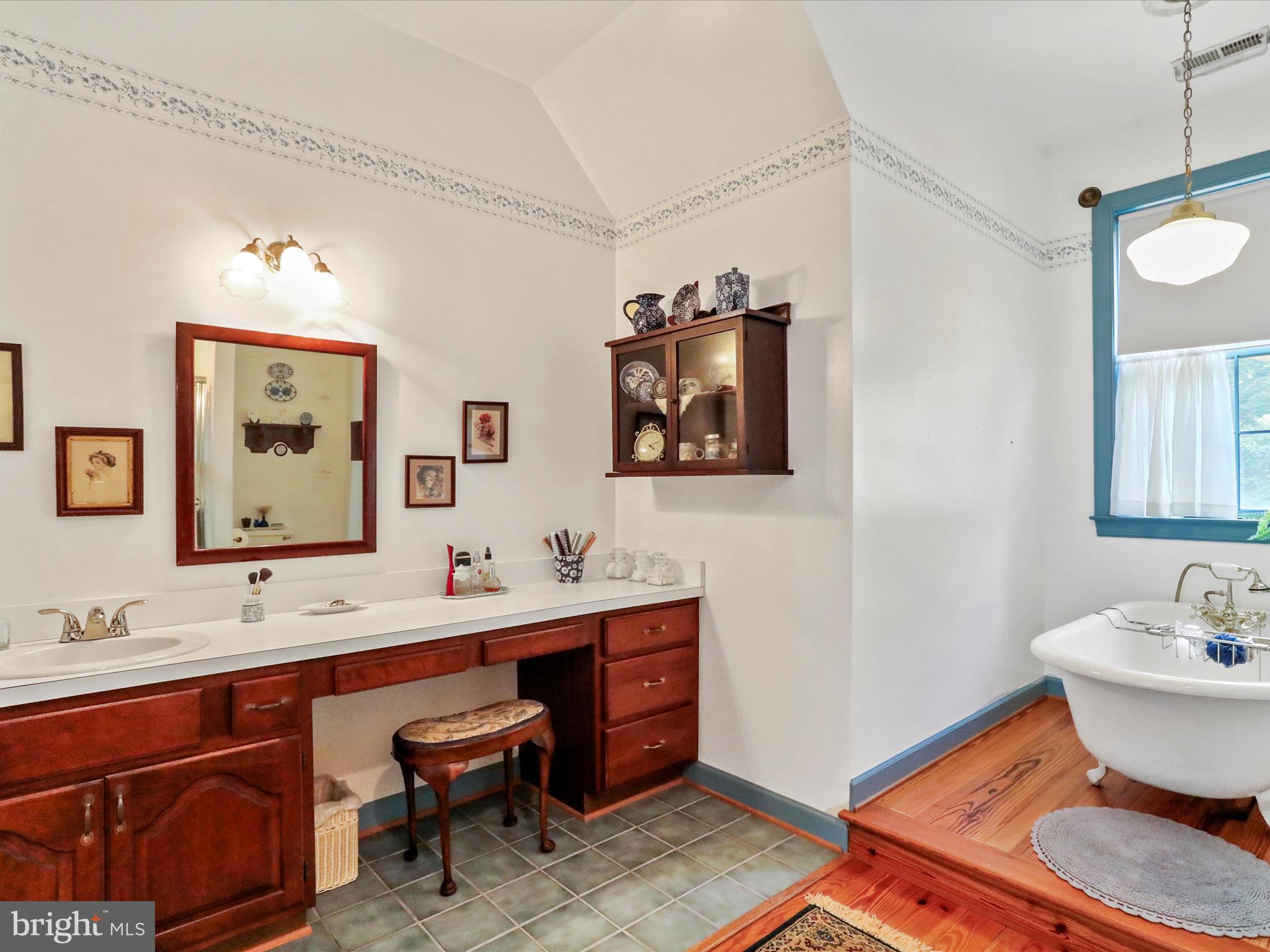 SHENANDOAH OVERLOOK - Residential