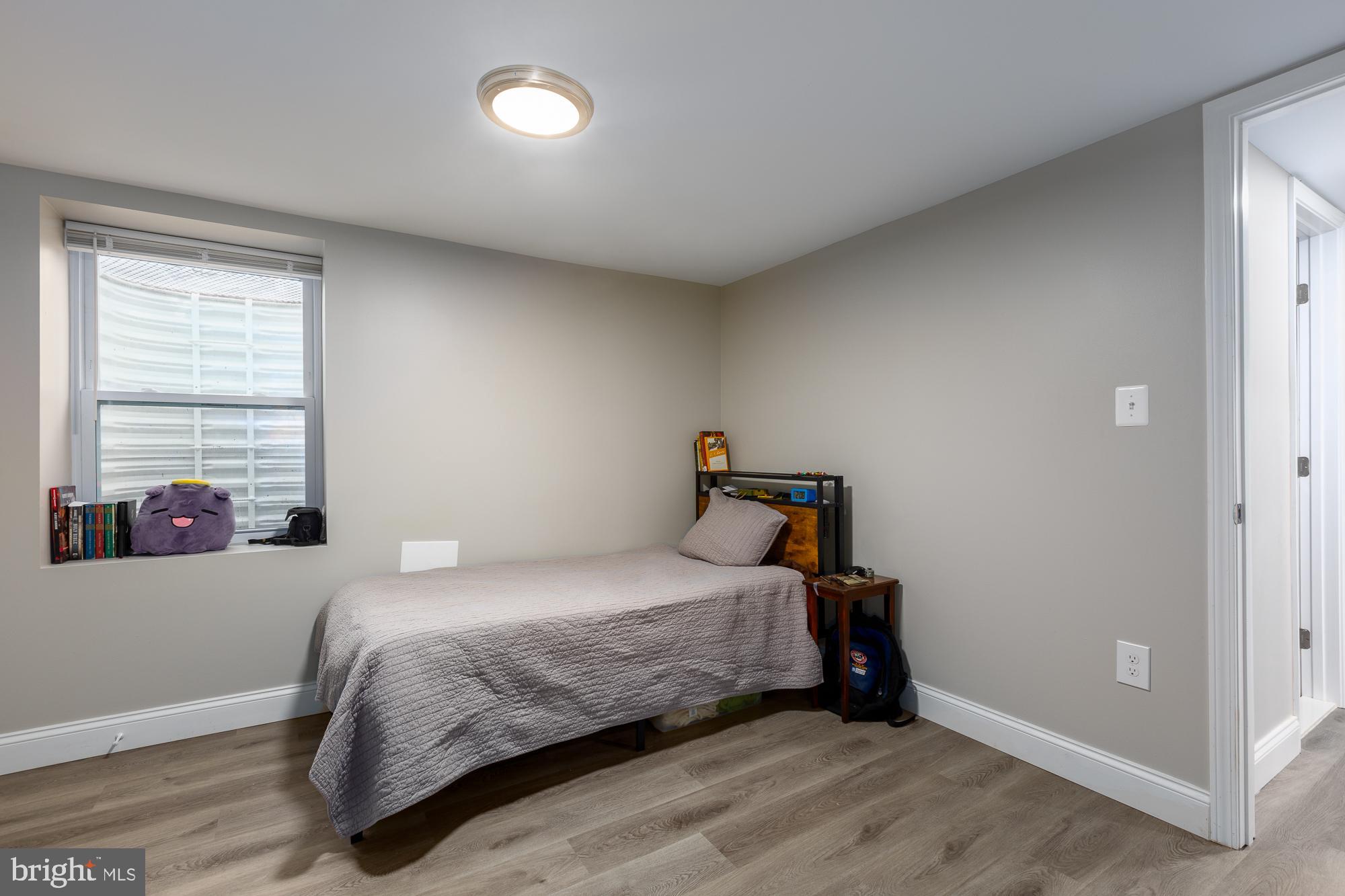 VIRGINIA HILLS - Residential