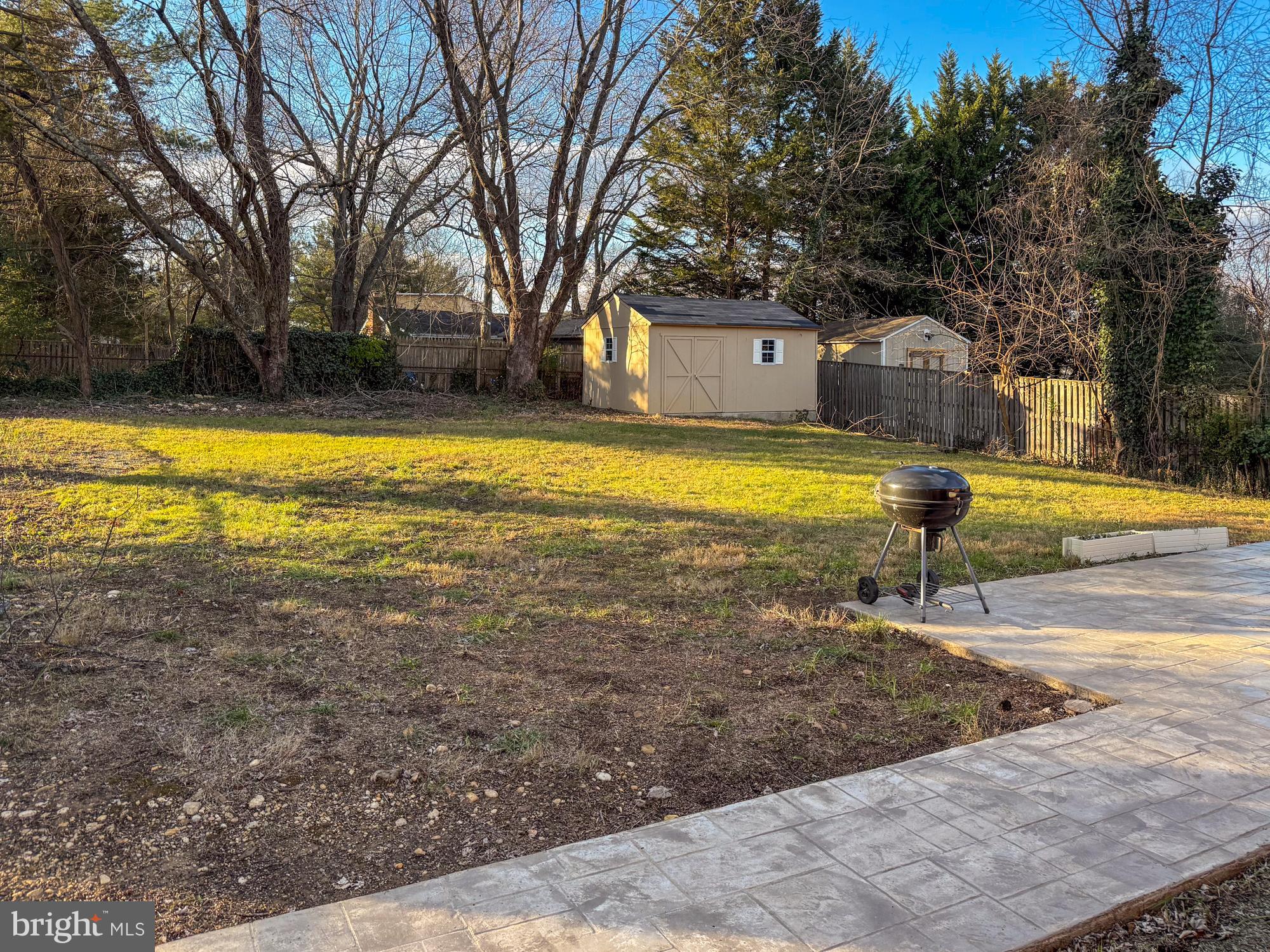 VIRGINIA HILLS - Residential