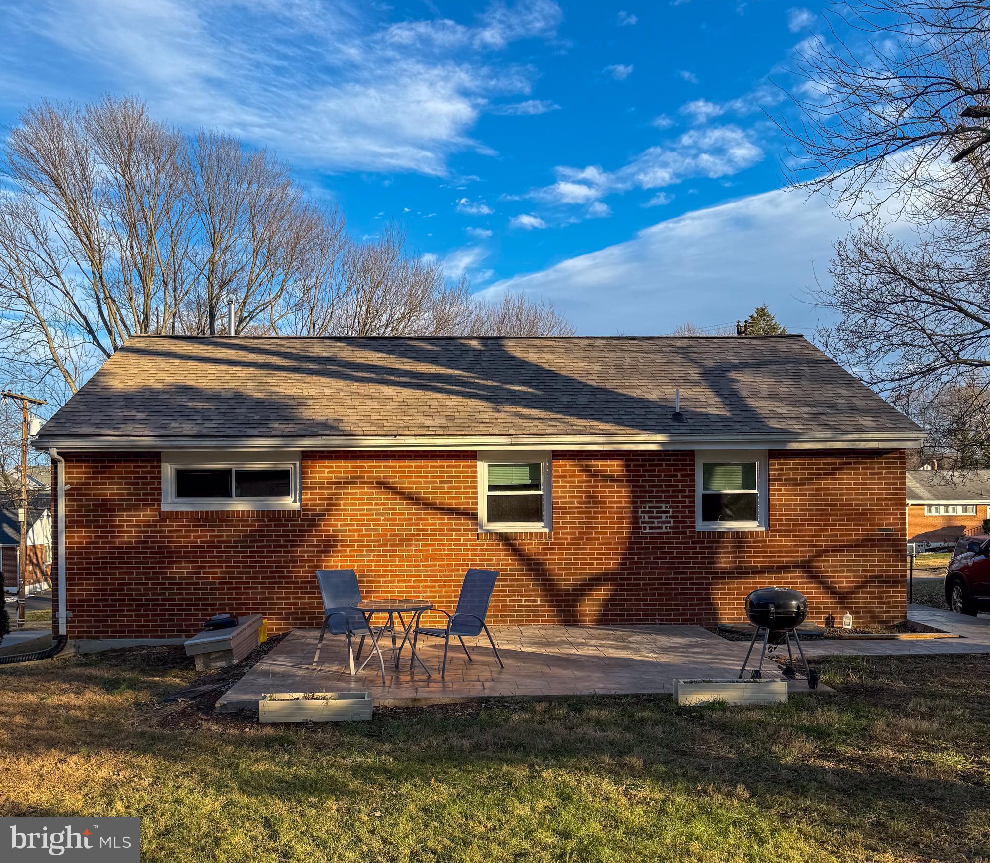 VIRGINIA HILLS - Residential