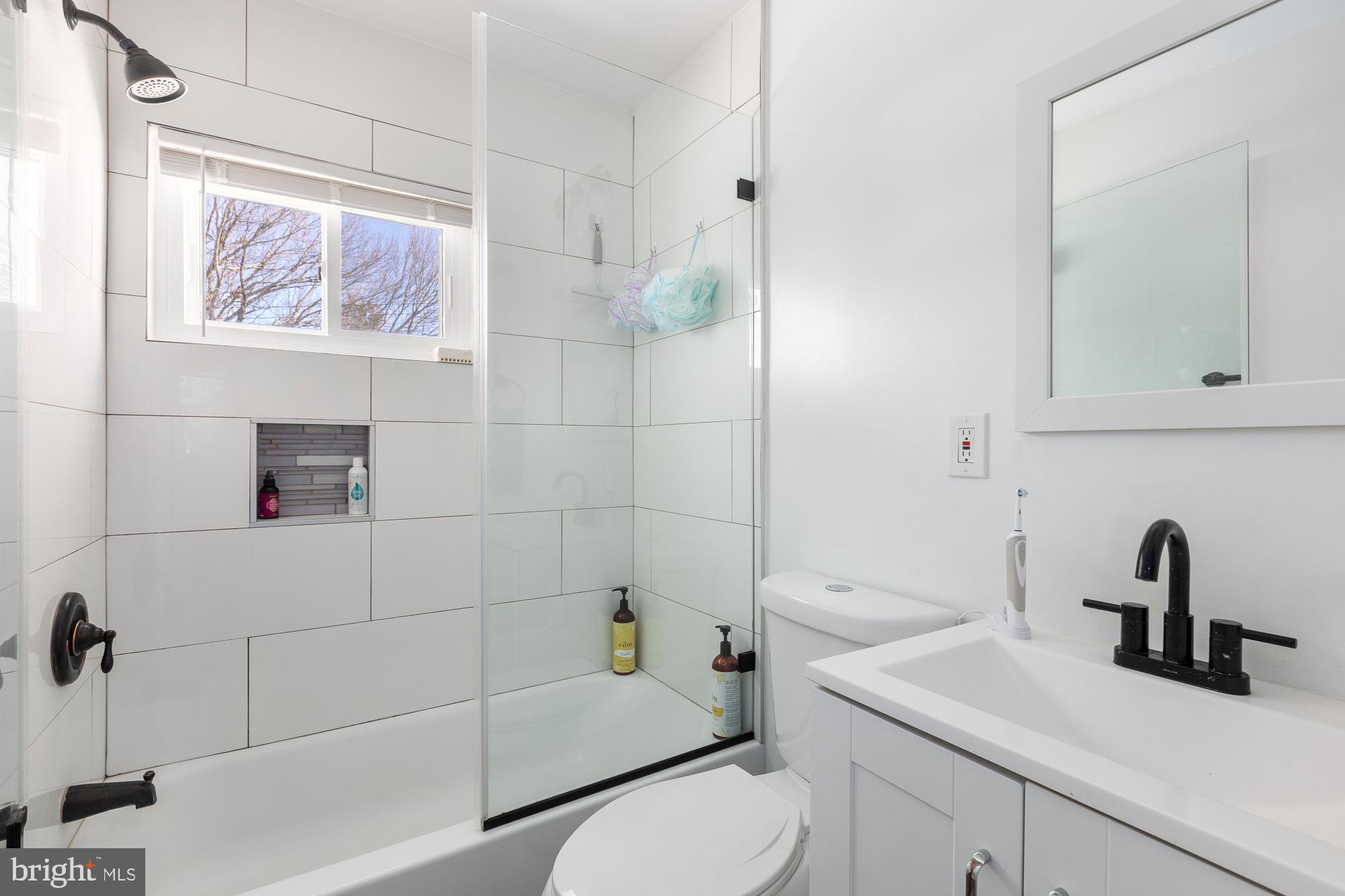 VIRGINIA HILLS - Residential