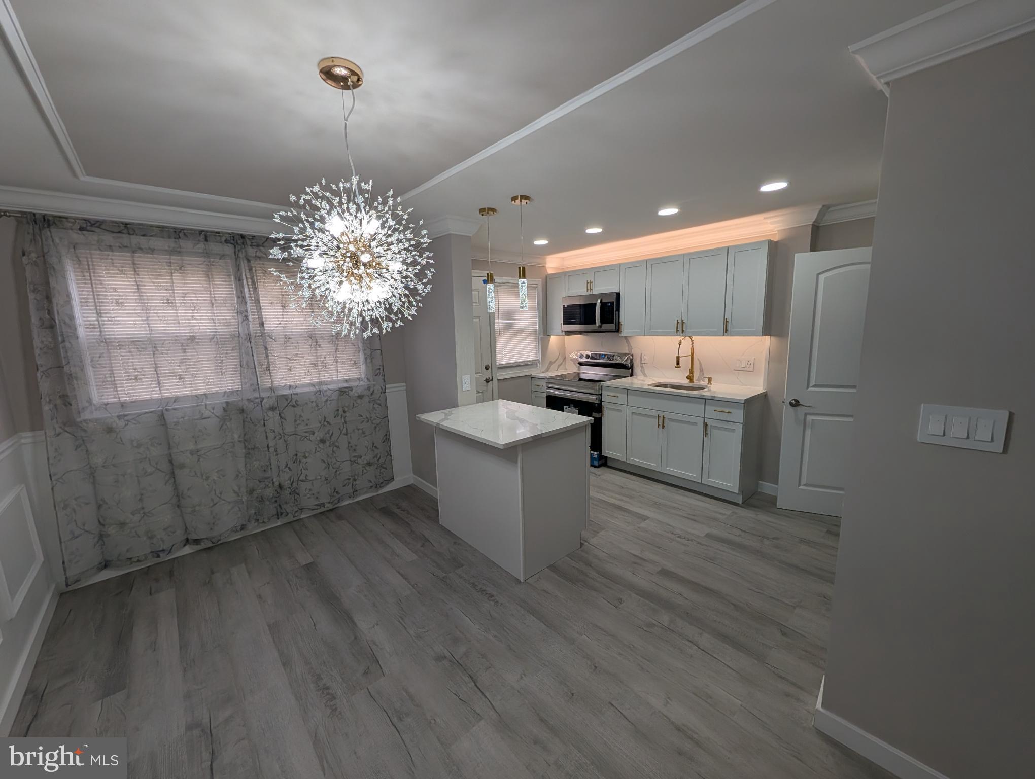 PARKSIDE - Residential