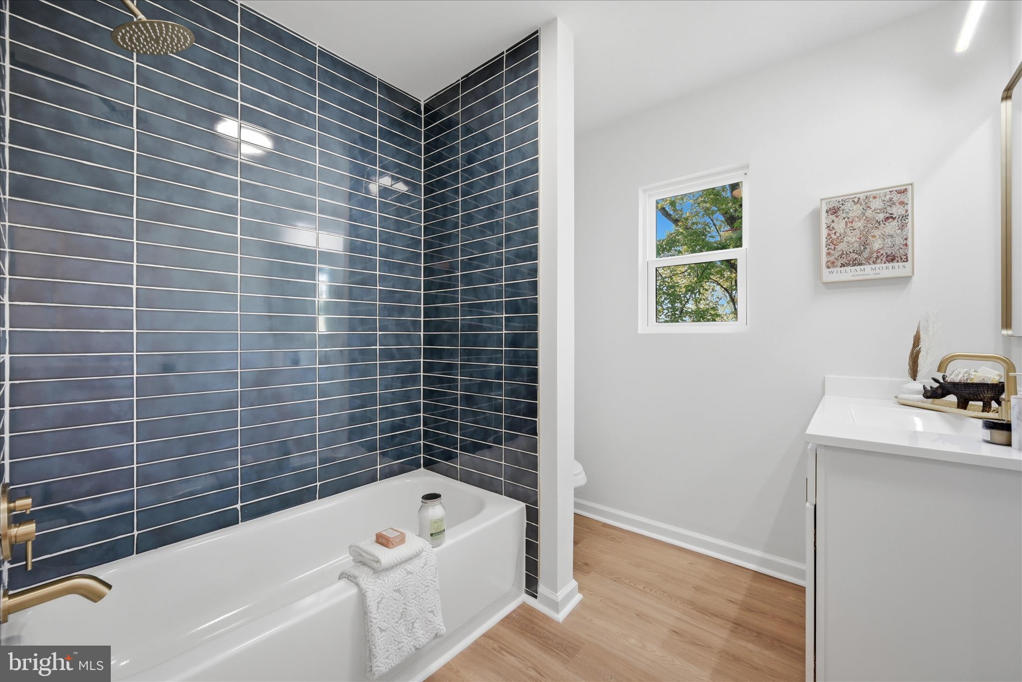 SHANNONDALE - Residential