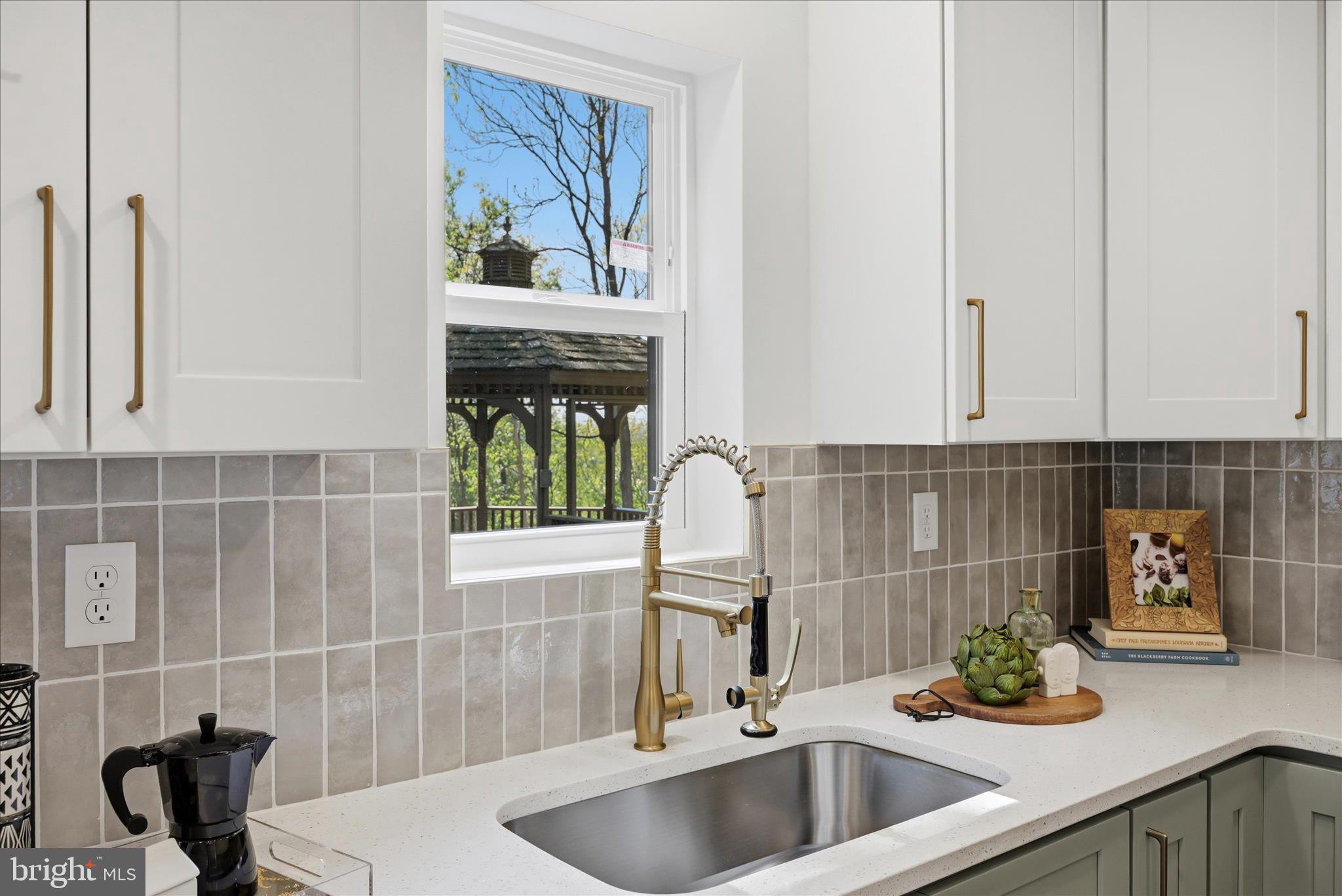 SHANNONDALE - Residential