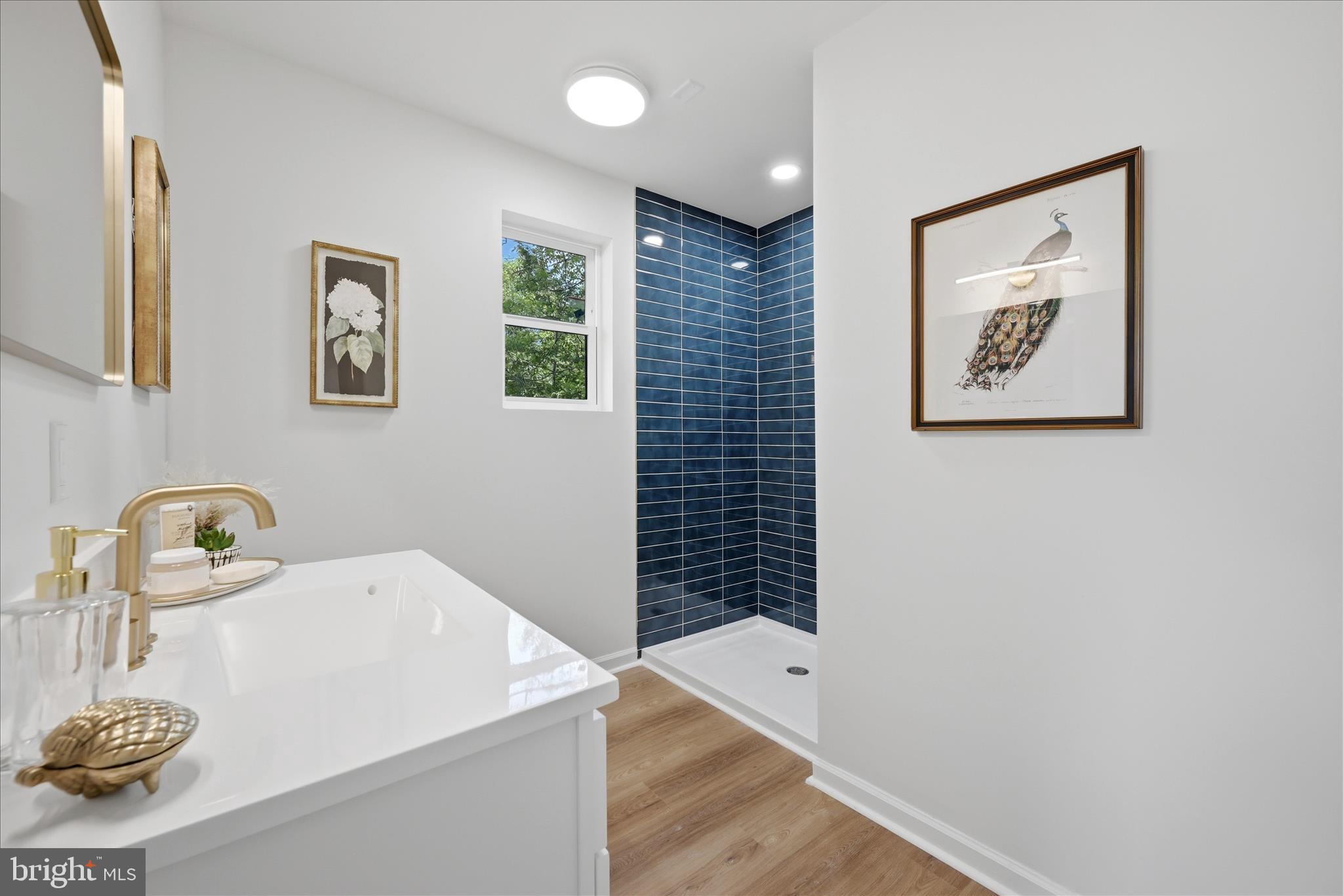 SHANNONDALE - Residential