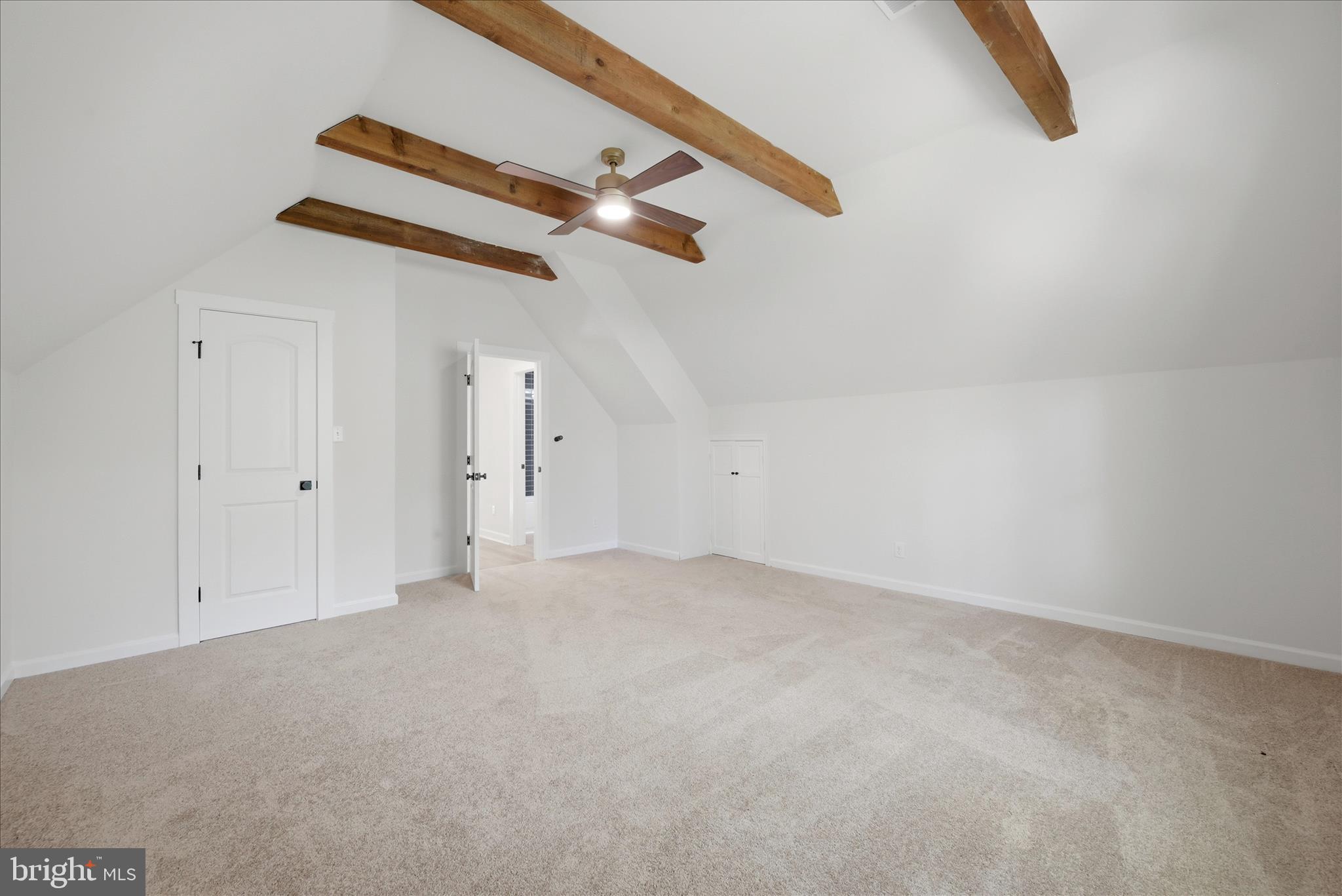 SHANNONDALE - Residential