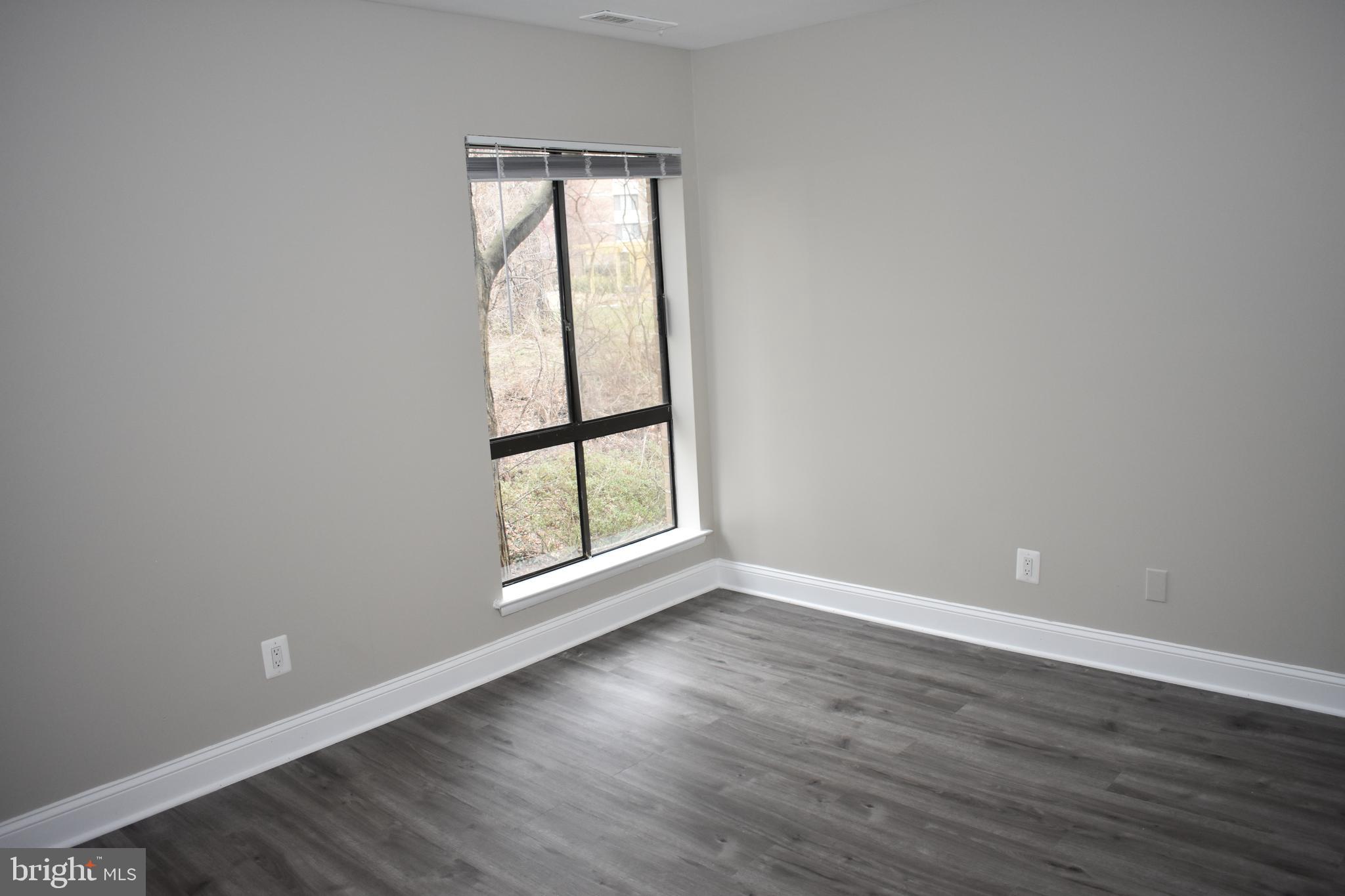 AMERICANA CENTRE - Residential Lease