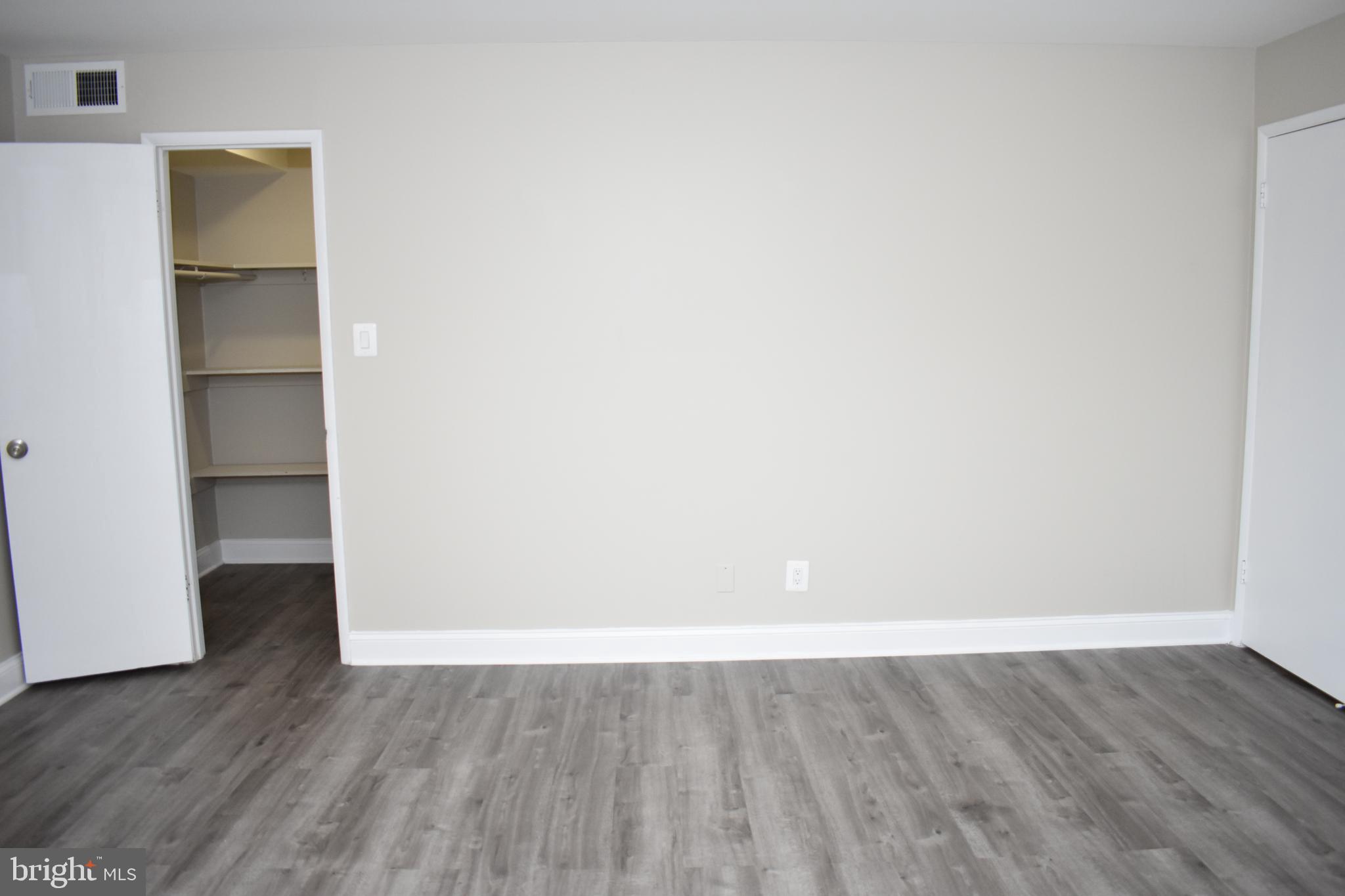 AMERICANA CENTRE - Residential Lease