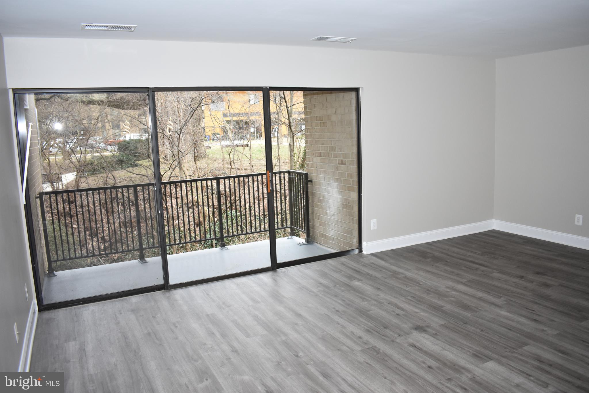 AMERICANA CENTRE - Residential Lease