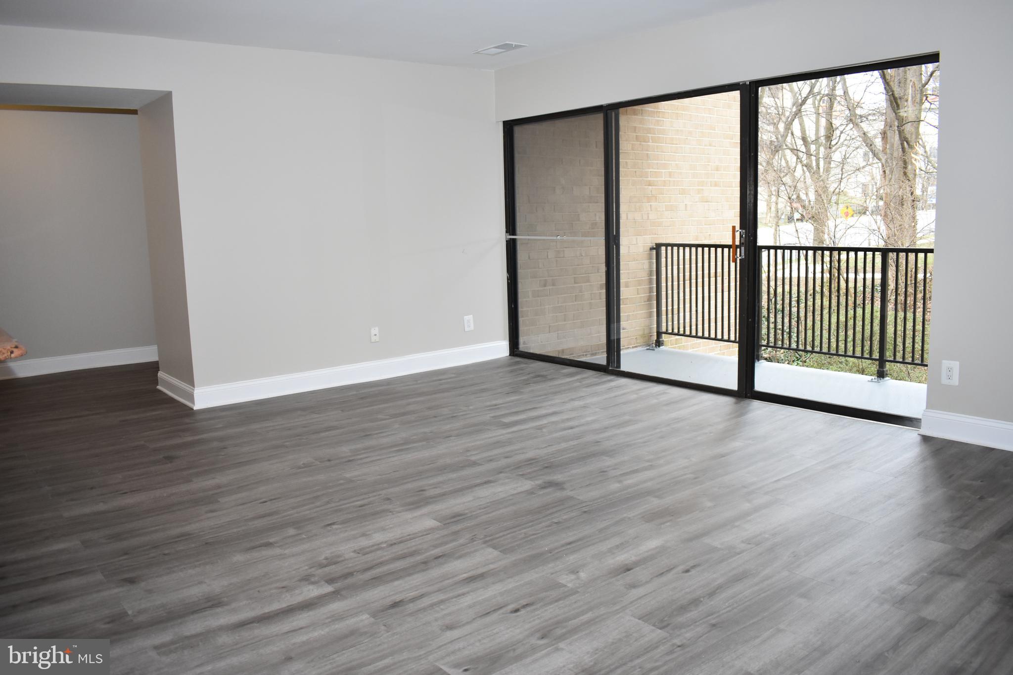 AMERICANA CENTRE - Residential Lease