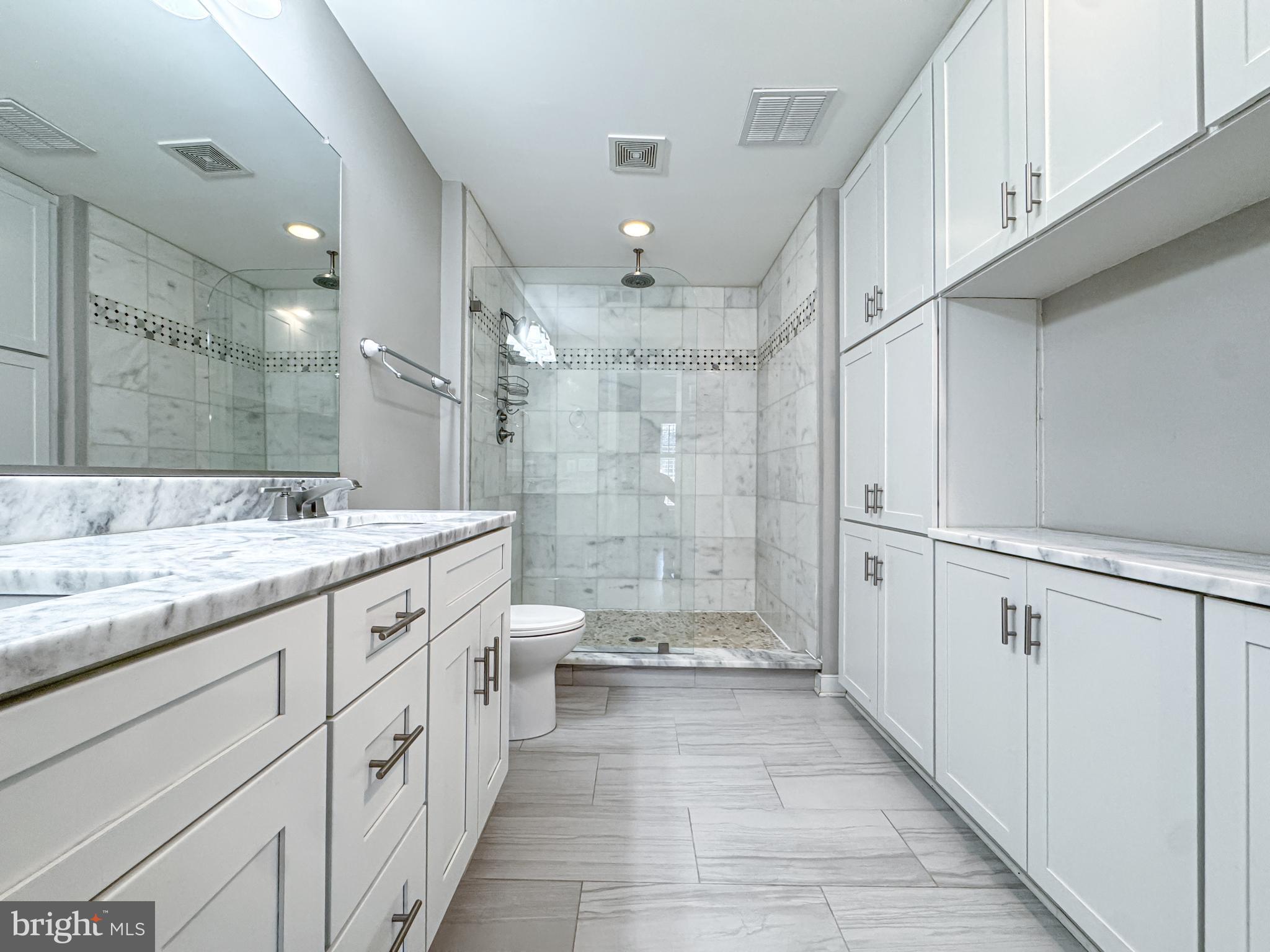 KENMORE TOWNHOME - Residential