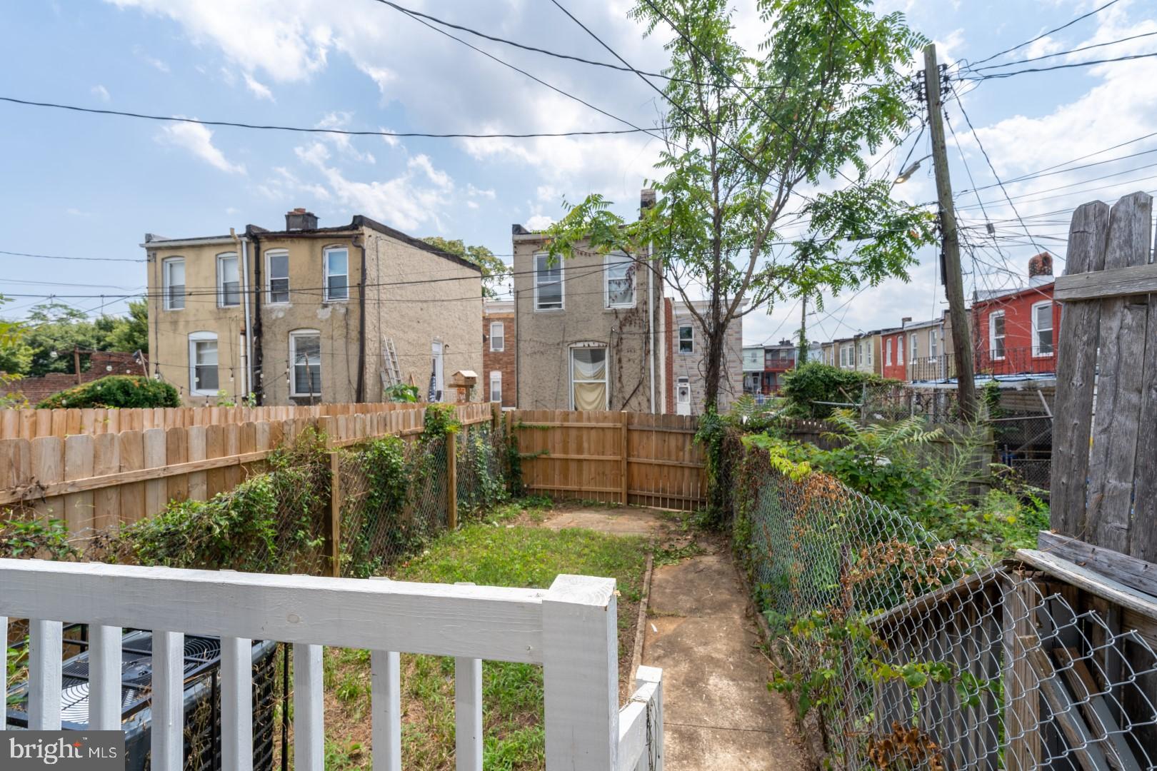 LEXINGTON - Residential