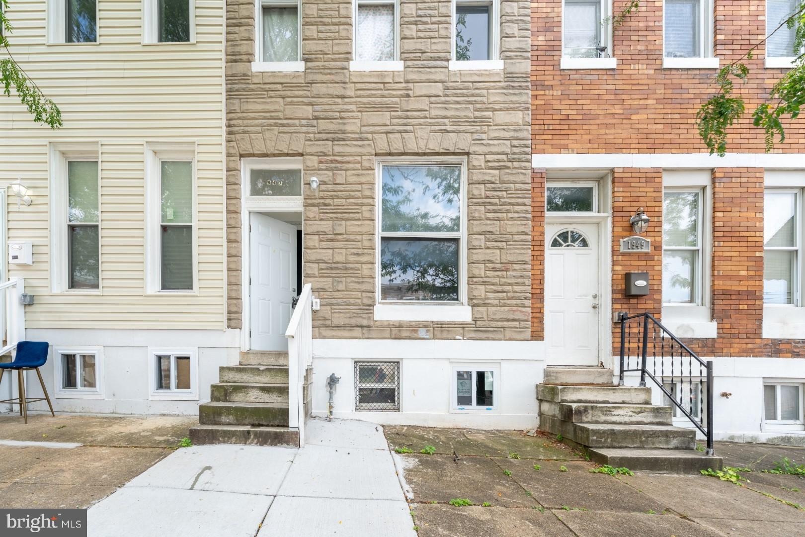 *INVESTOR ALERT* At nearly 2500 SQFT, this spacious 6 Bed / 2 Full Bathtownhome boasts 3 finished above grade levels featuring LVP throughout, new HVAC, water heater, washer/dryer, and appliances. NOI, license, and lead cert available upon request. Property is now fully vacant