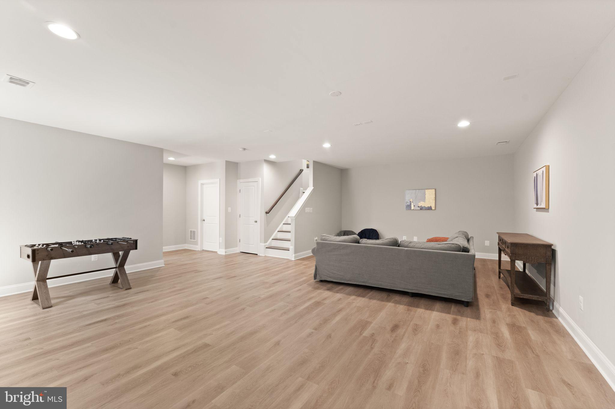BRAMBLETON - Residential
