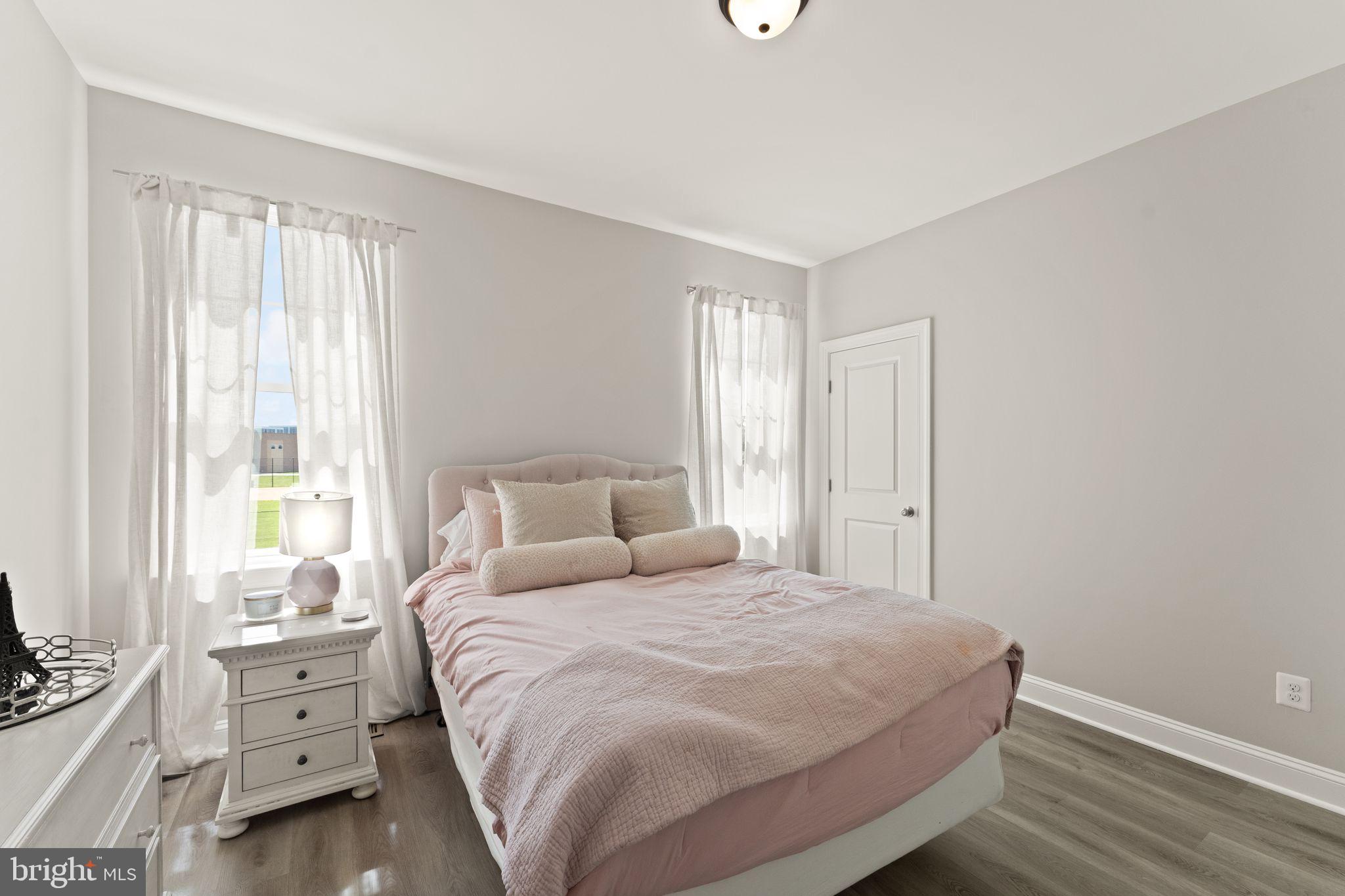 BRAMBLETON - Residential