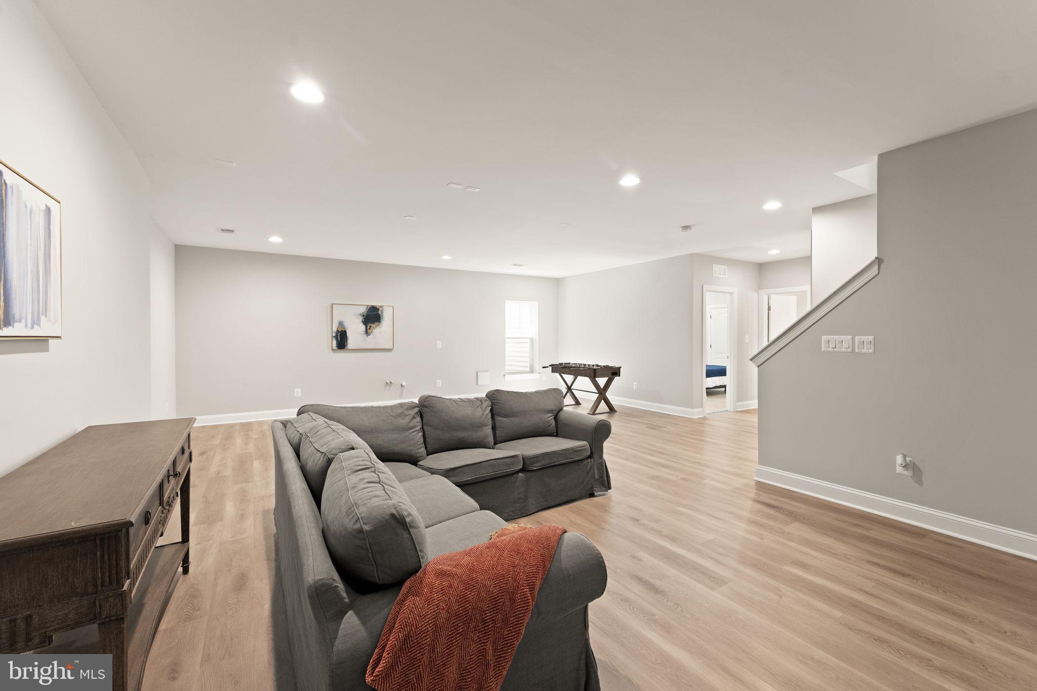 BRAMBLETON - Residential