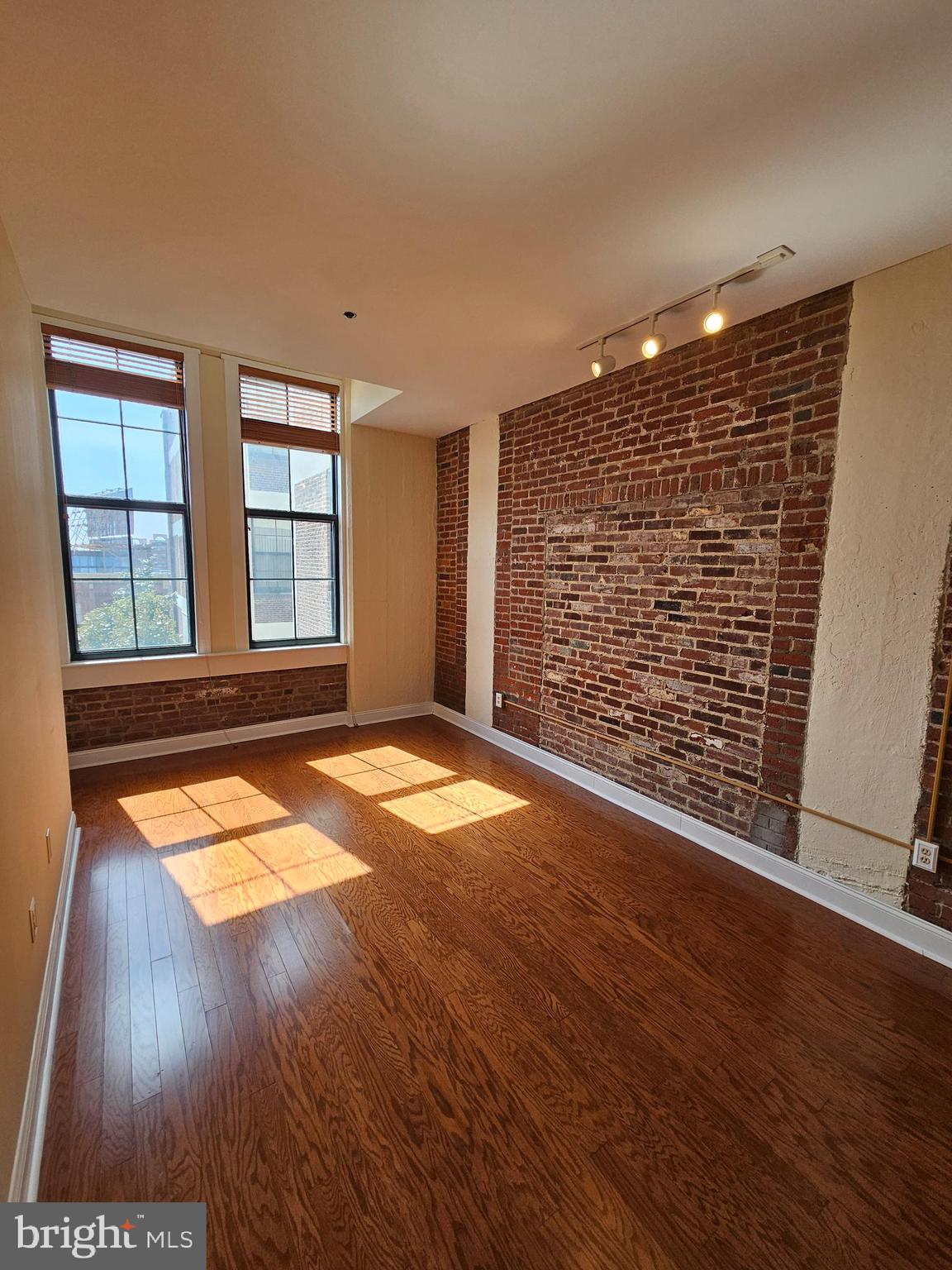 BRIDGEVIEW PLACE - Residential Lease