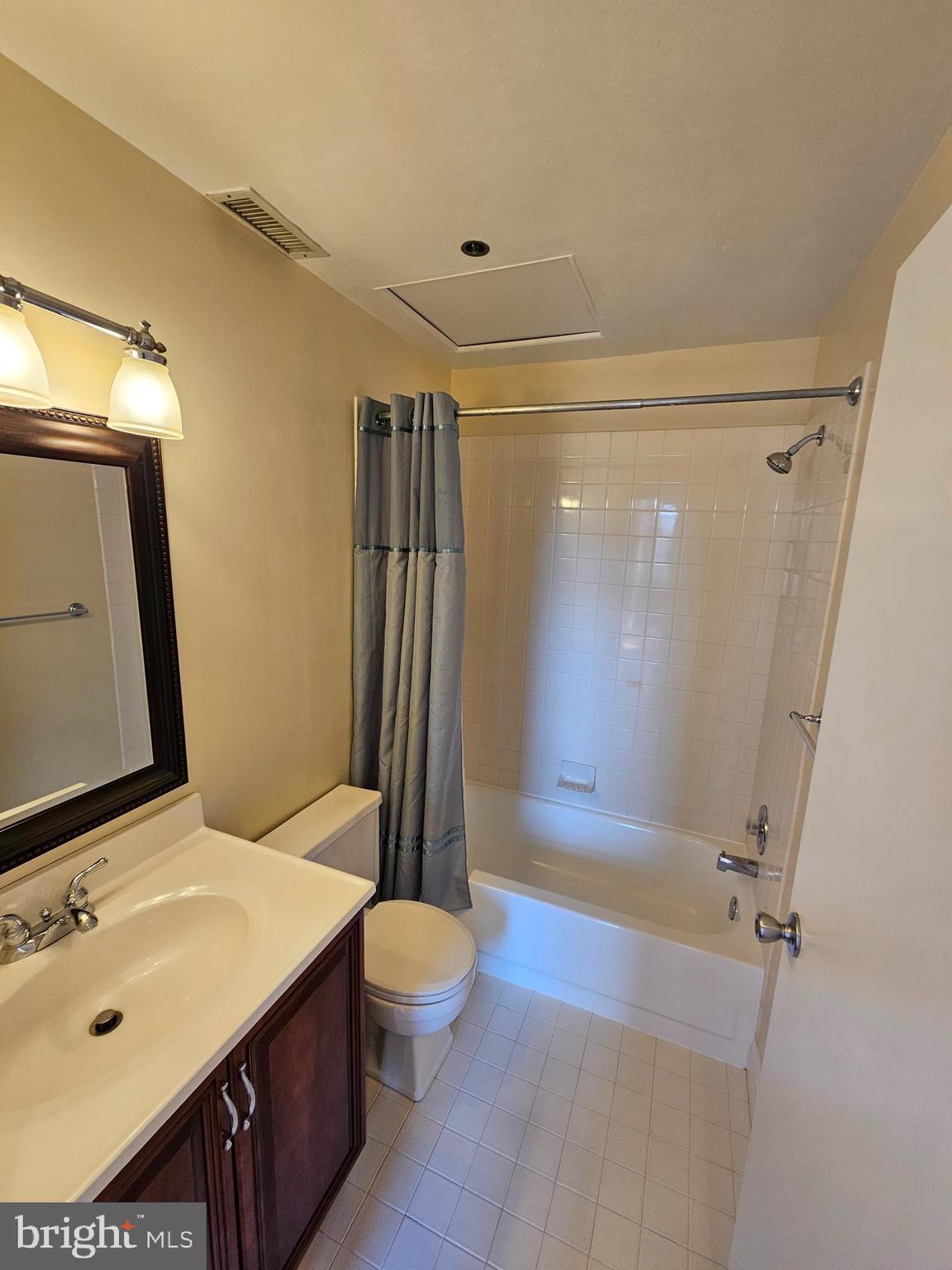 BRIDGEVIEW PLACE - Residential Lease