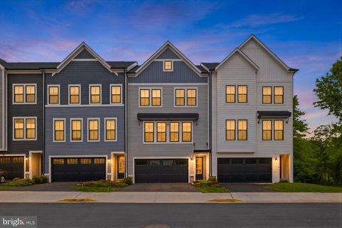 Photo of 42182 Berrier Farms Terrace, CHANTILLY, VA 20152 (MLS # VALO2124030)