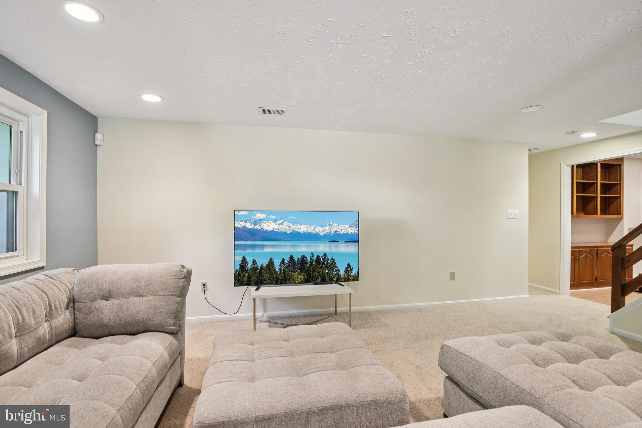 HUNTER MILL FOREST - Residential