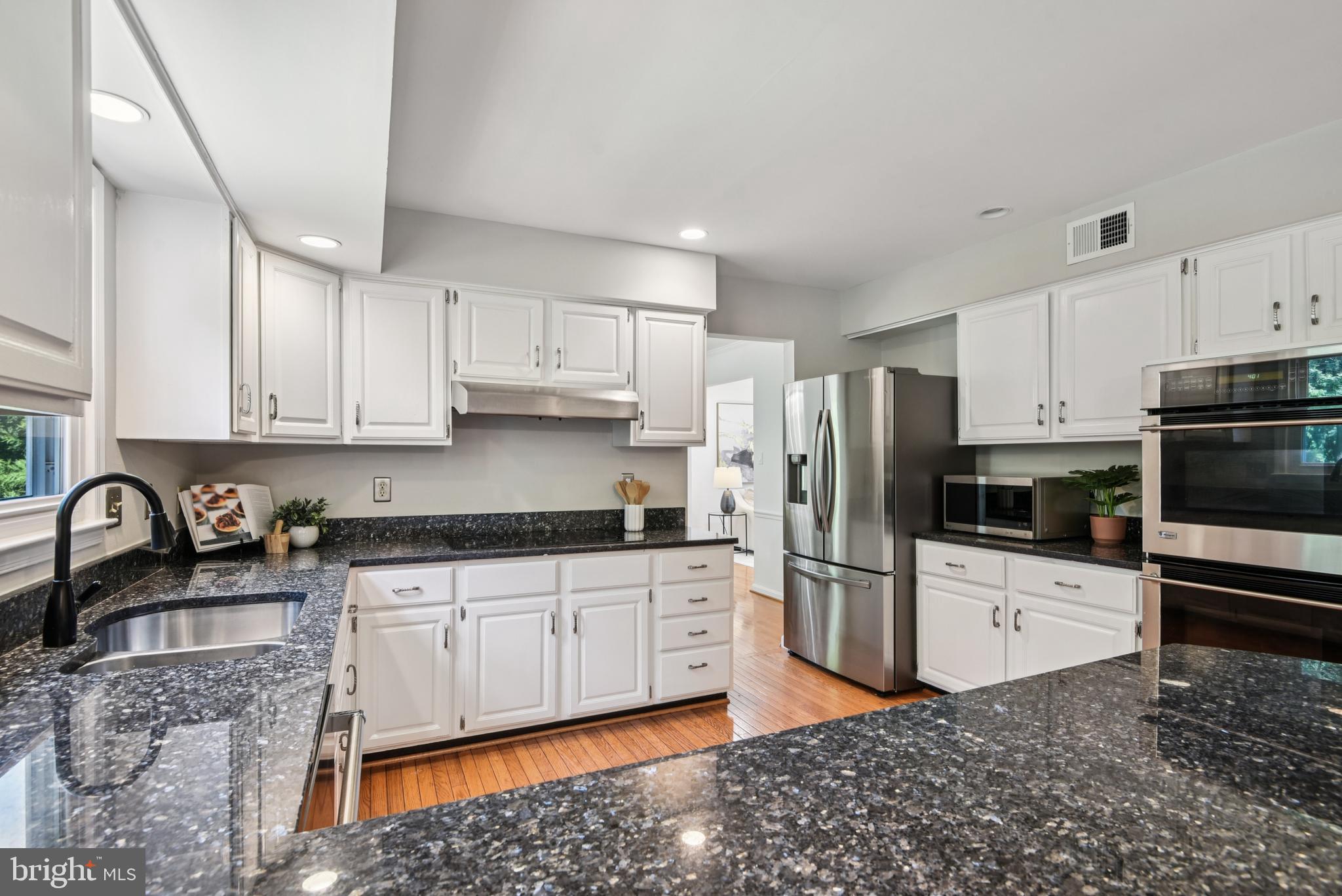 HUNTER MILL FOREST - Residential