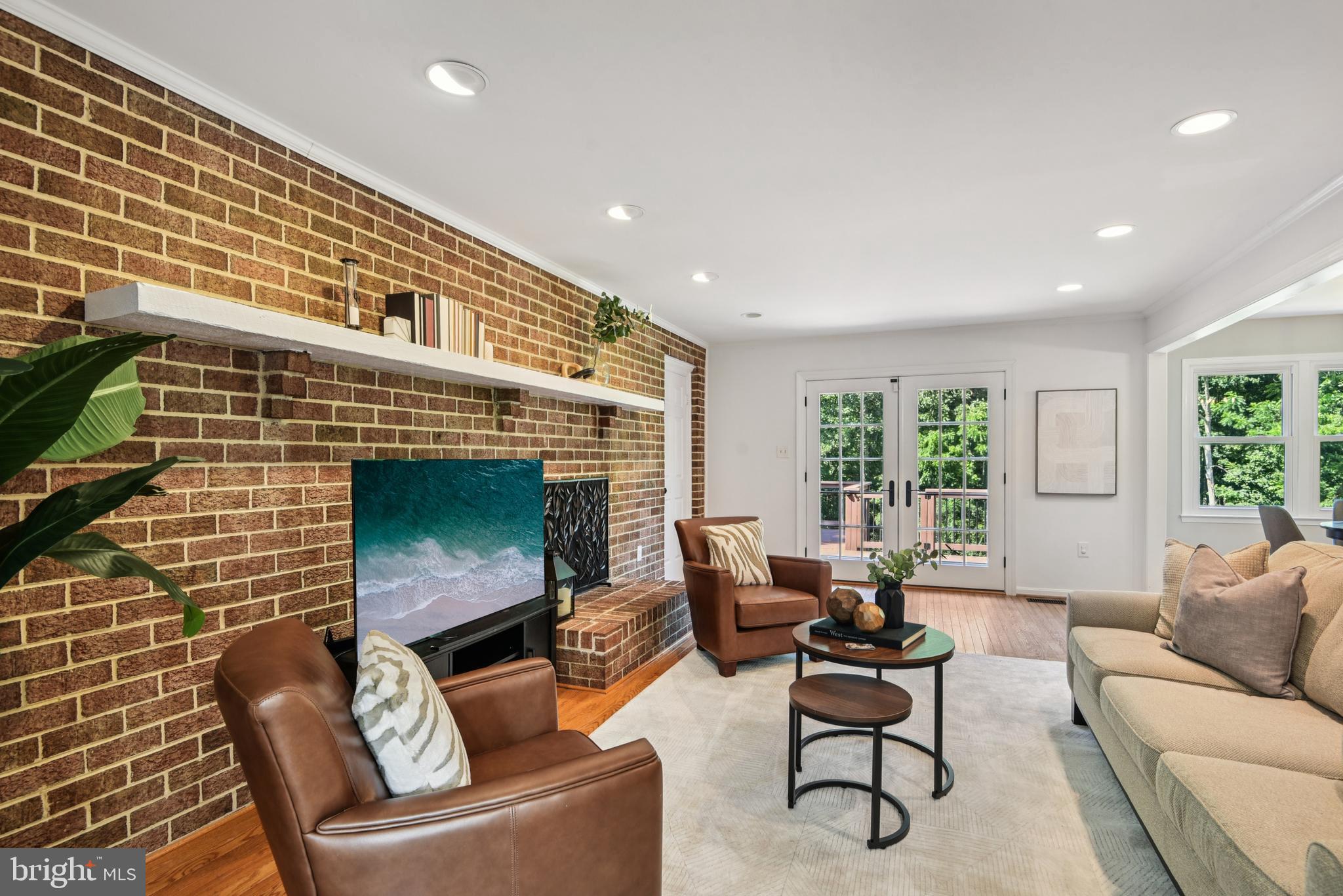 HUNTER MILL FOREST - Residential