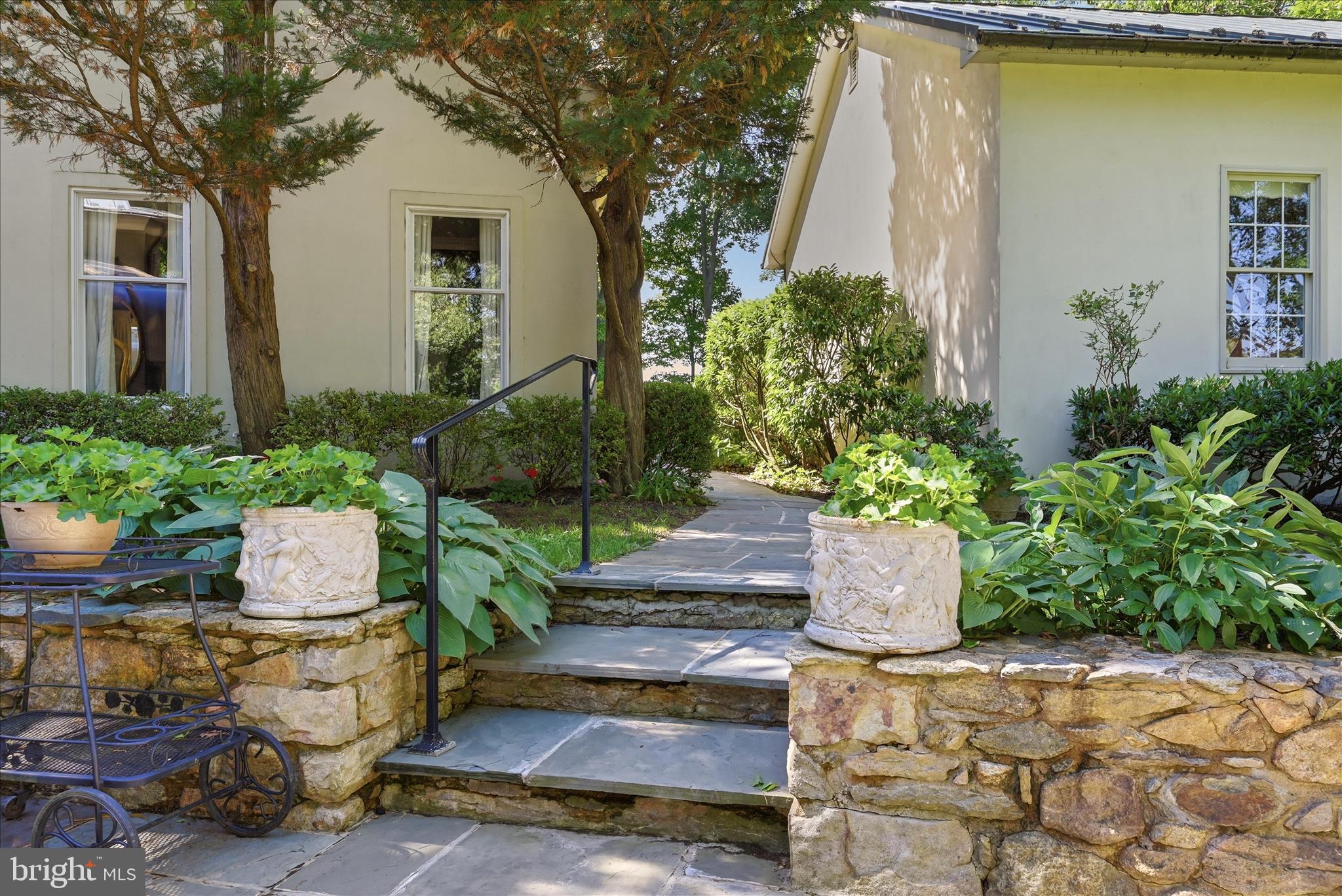 ATOKA CHASE - Residential