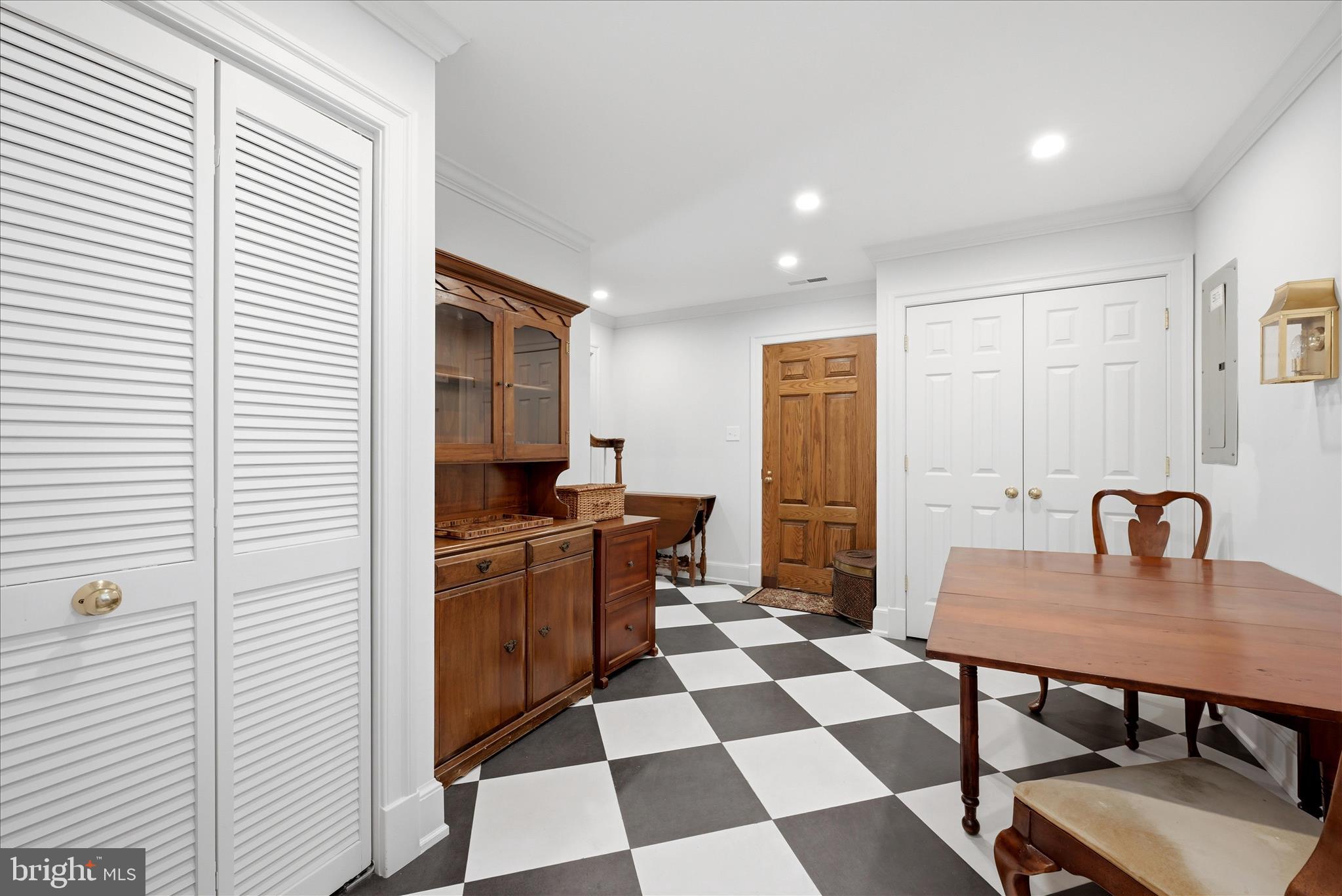 ATOKA CHASE - Residential