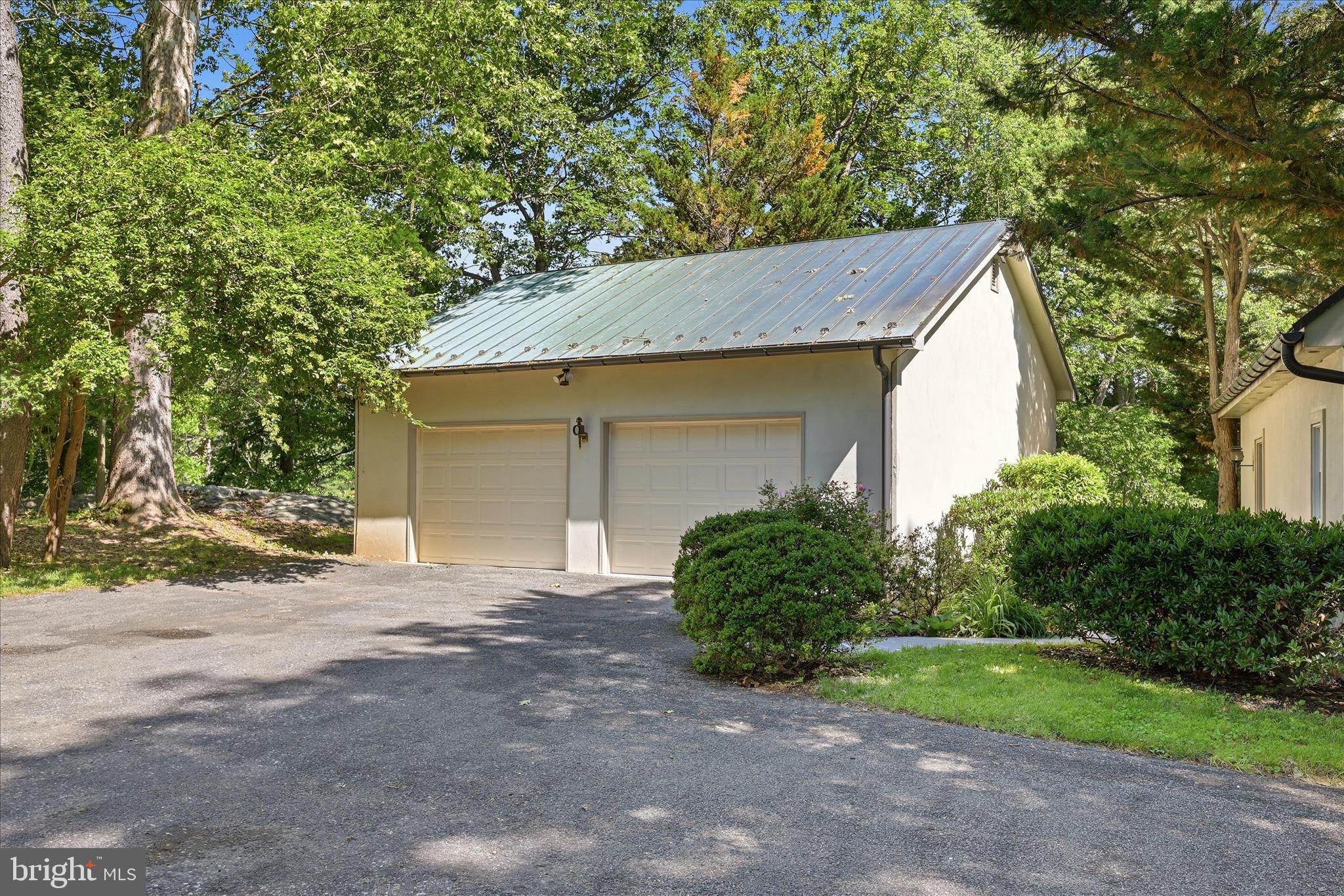 ATOKA CHASE - Residential
