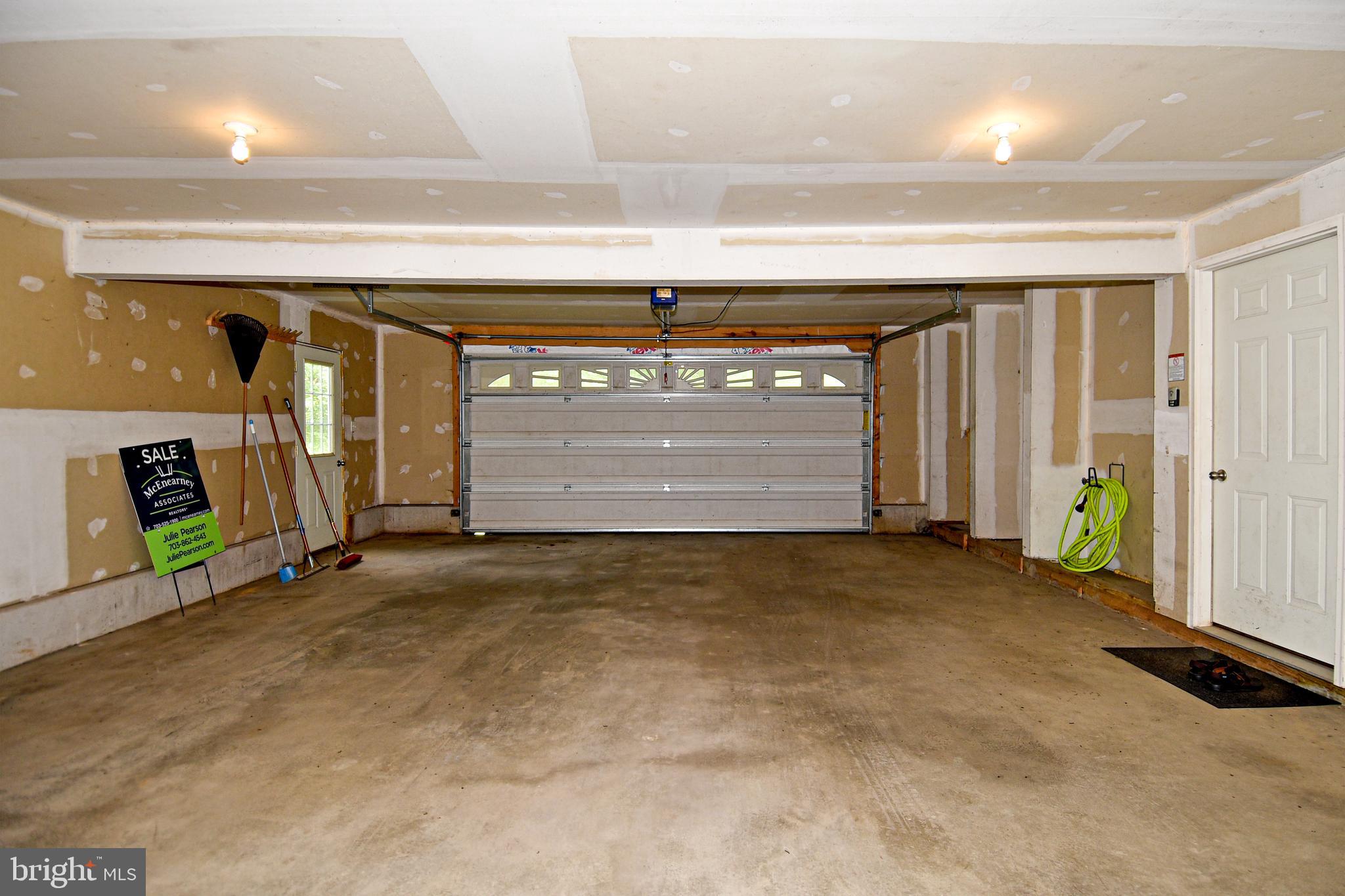 SKYLAND ESTATES - Residential