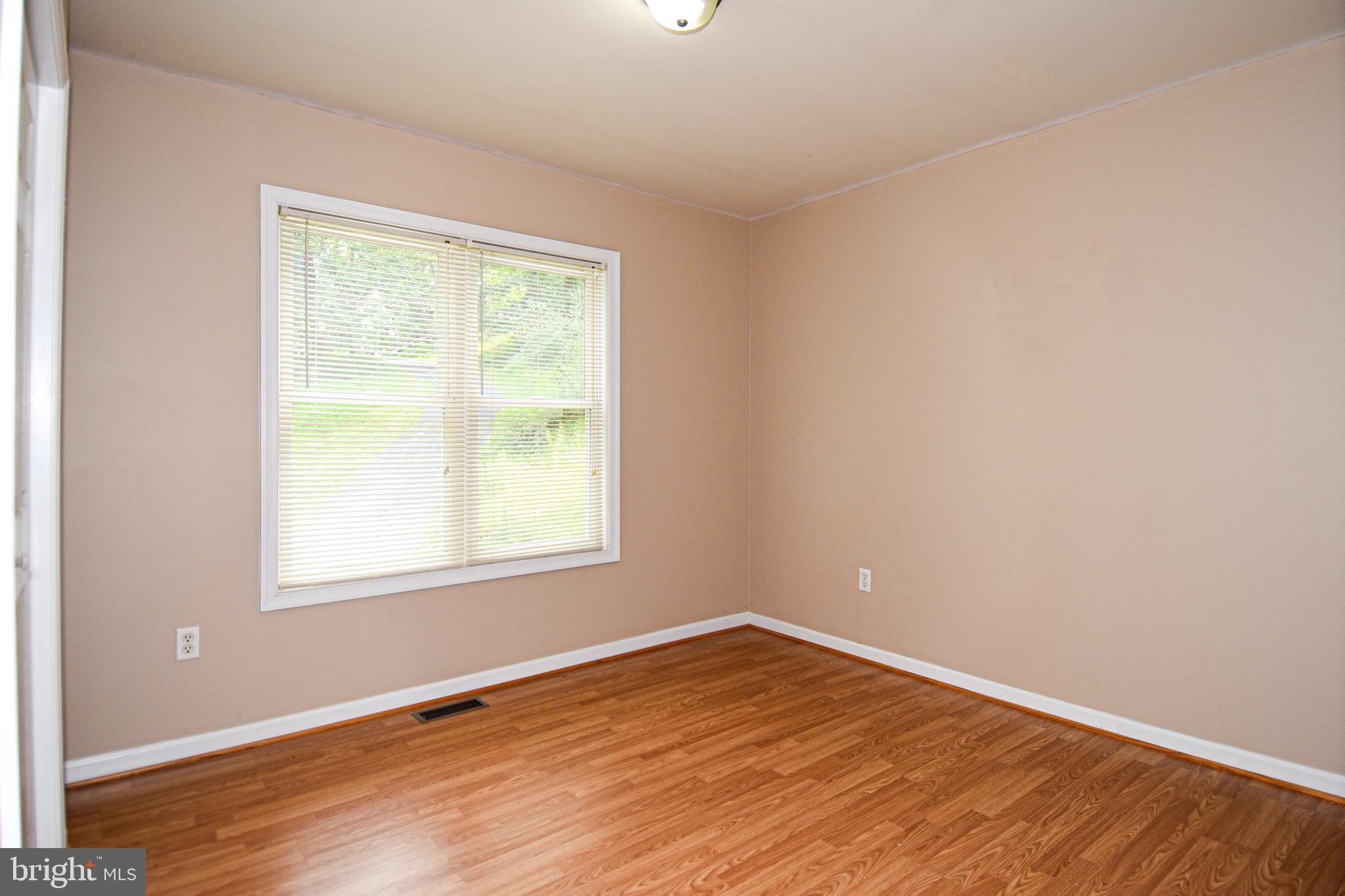 SKYLAND ESTATES - Residential