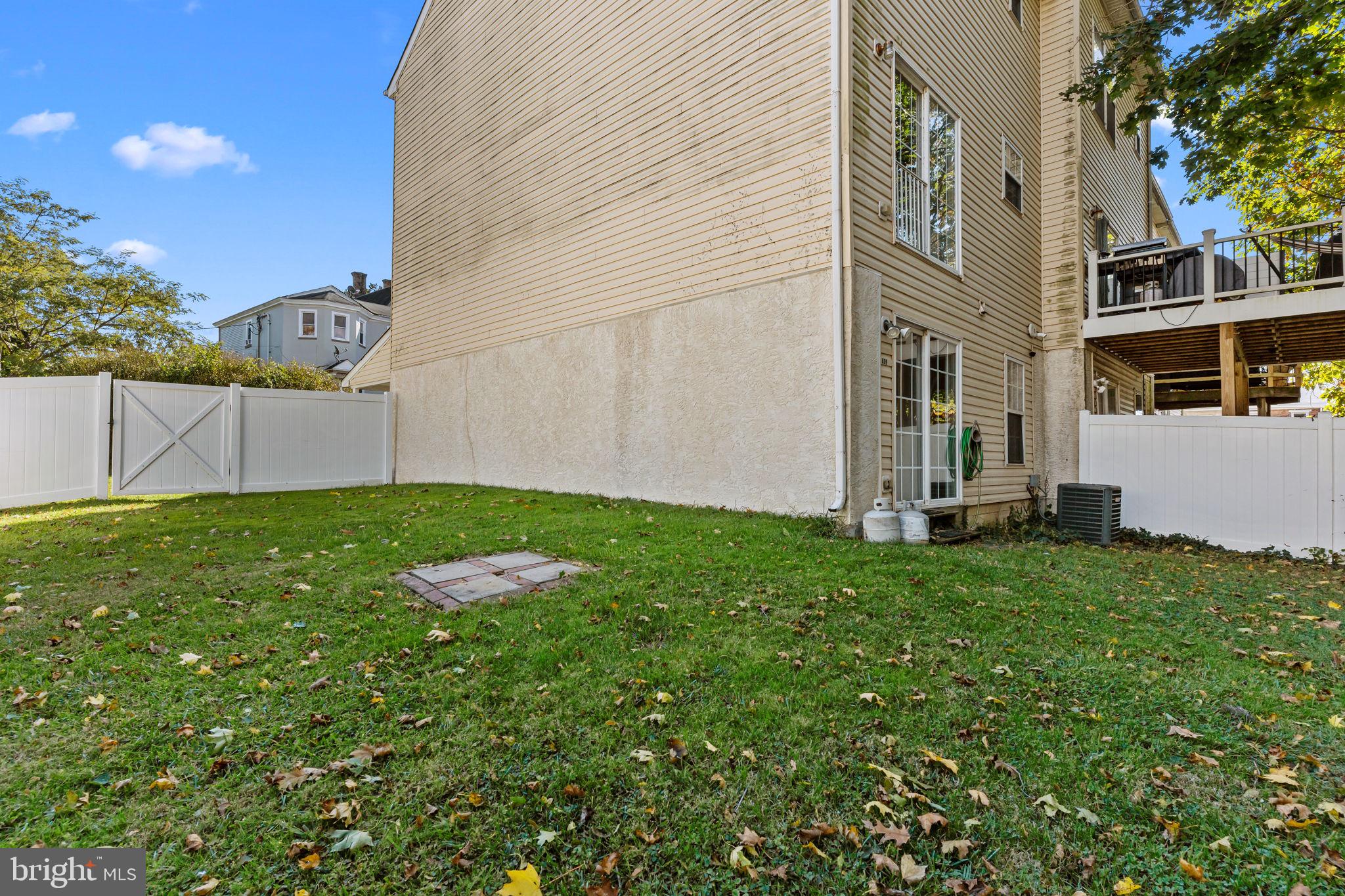 CHESTNUT RIDGE - Residential