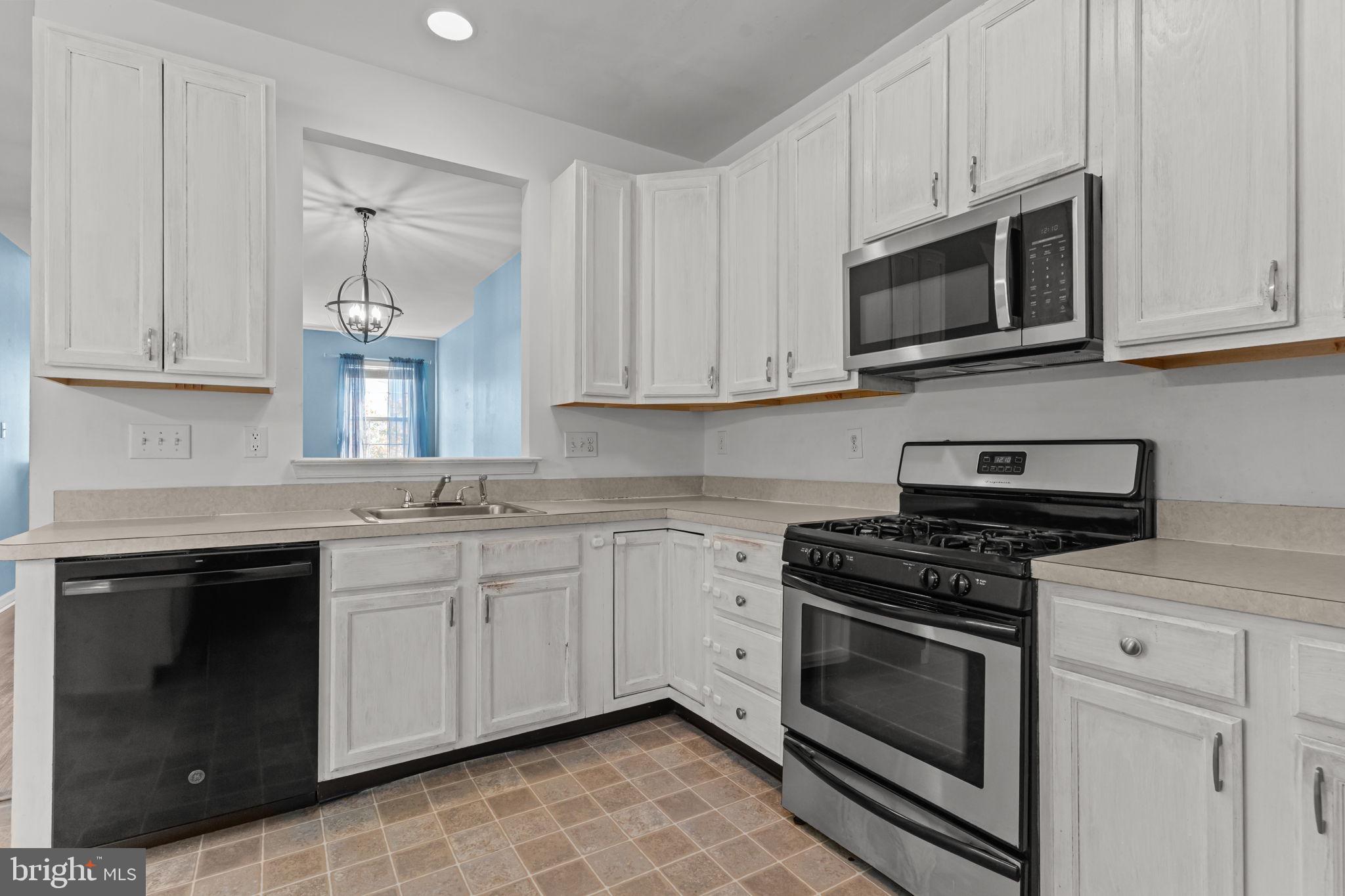 CHESTNUT RIDGE - Residential