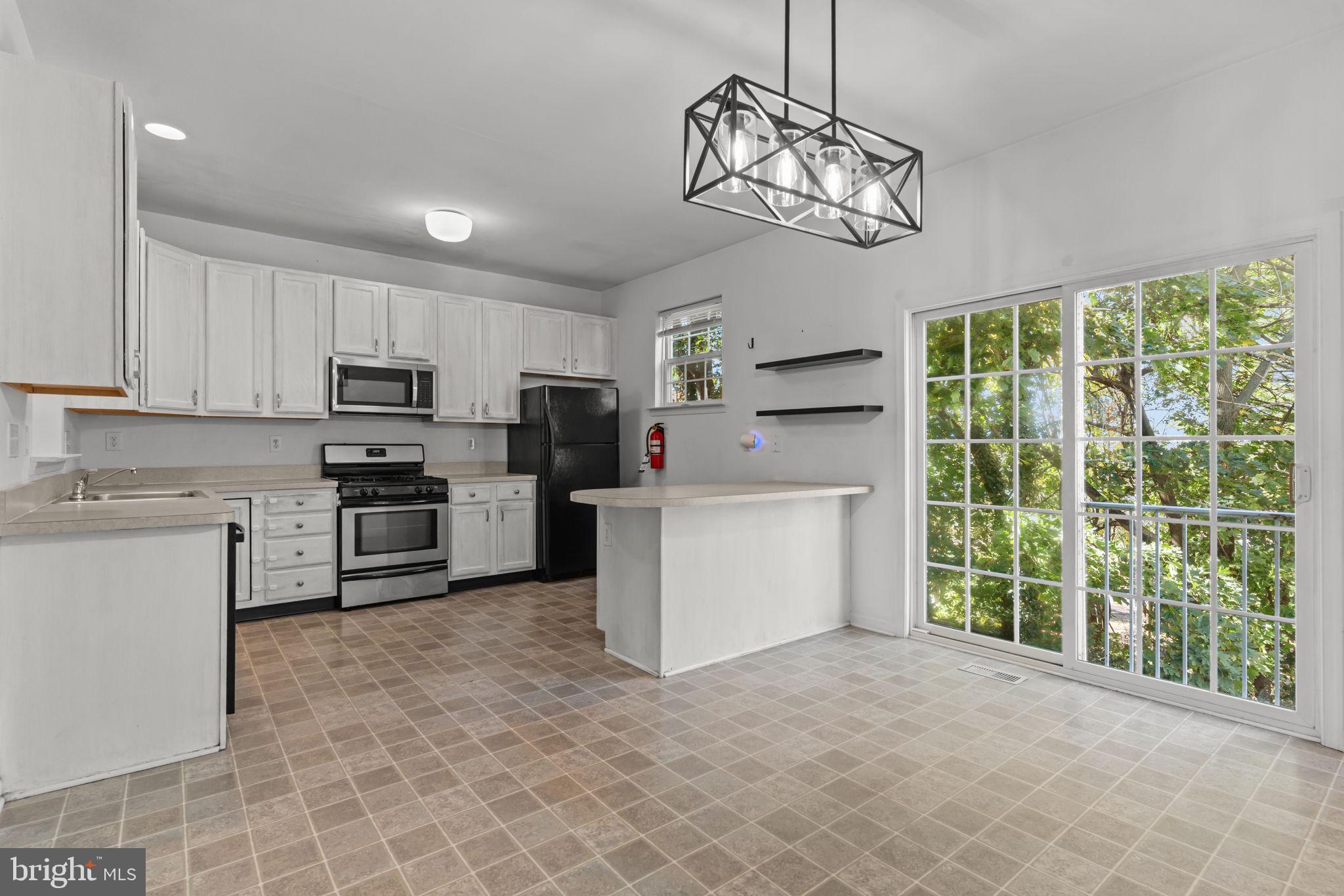 CHESTNUT RIDGE - Residential