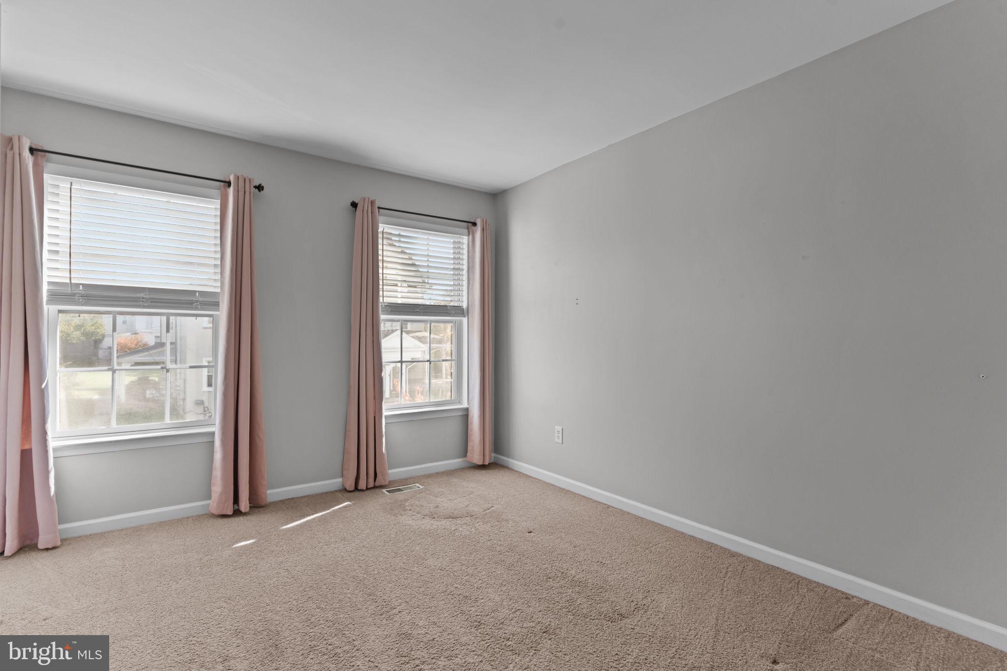 CHESTNUT RIDGE - Residential