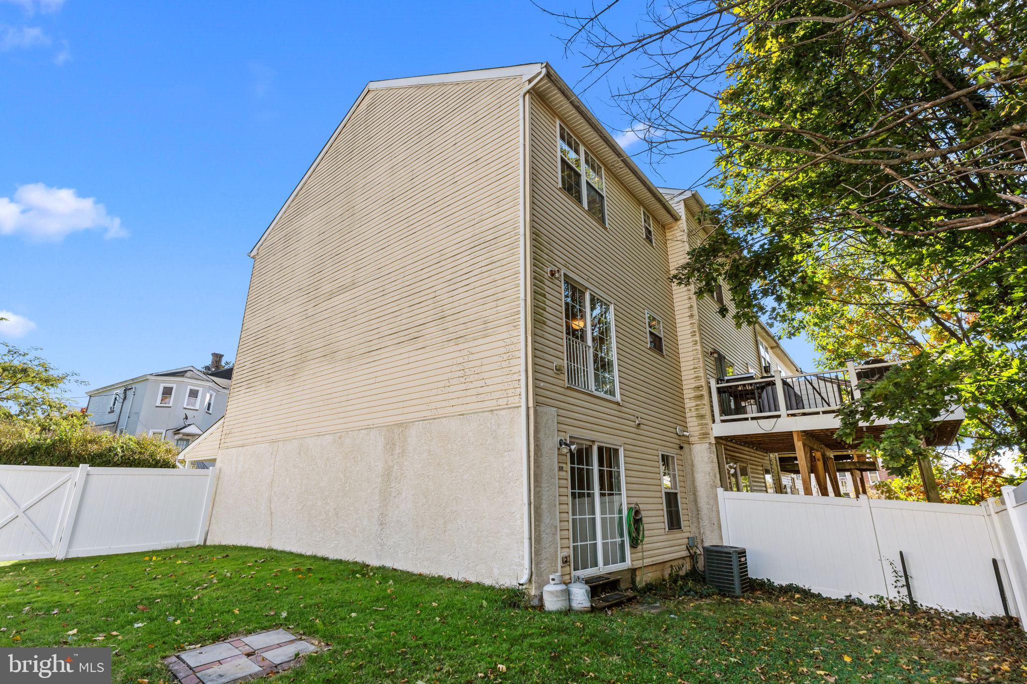 CHESTNUT RIDGE - Residential