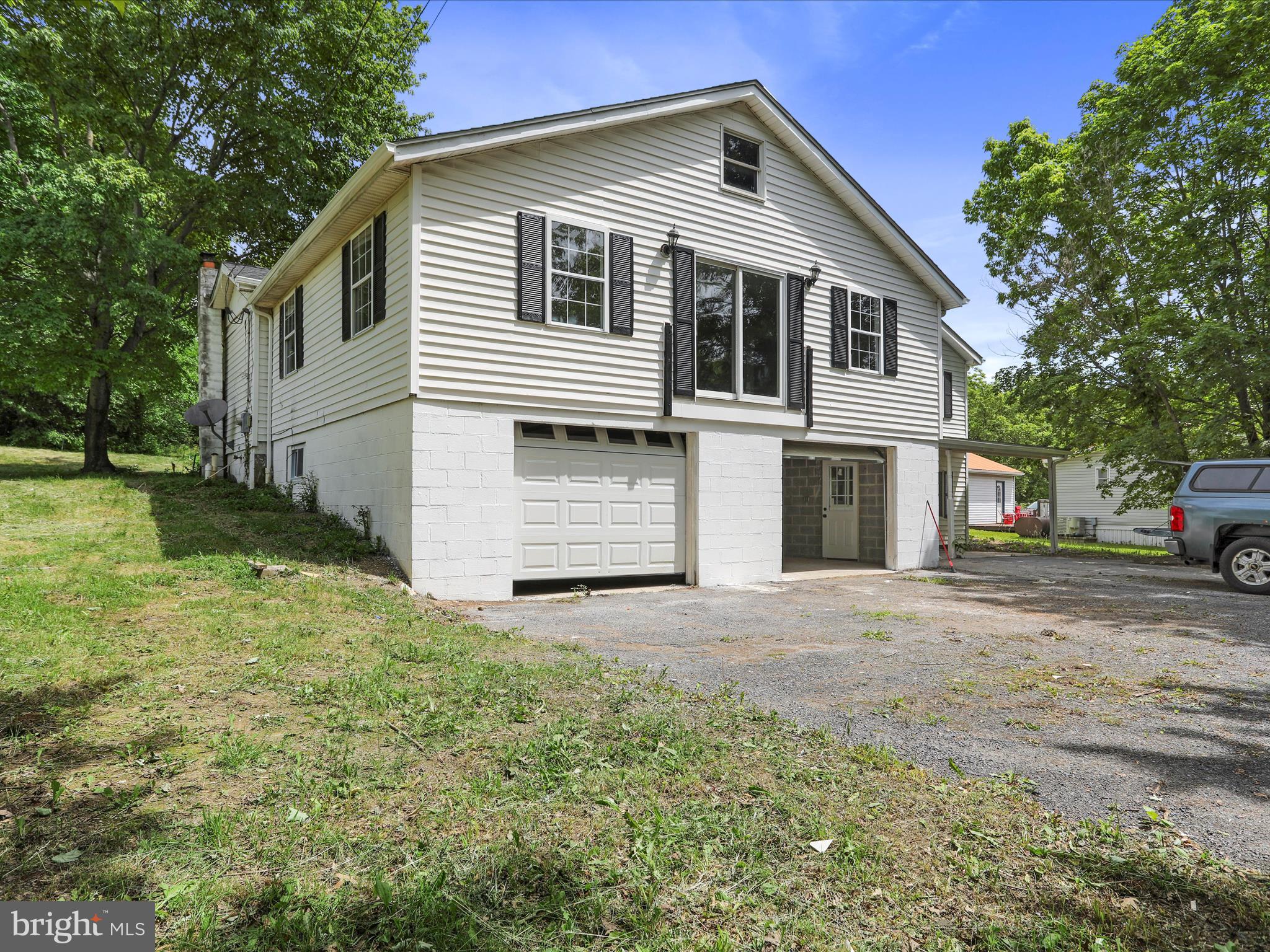 2784 ANNA COURT