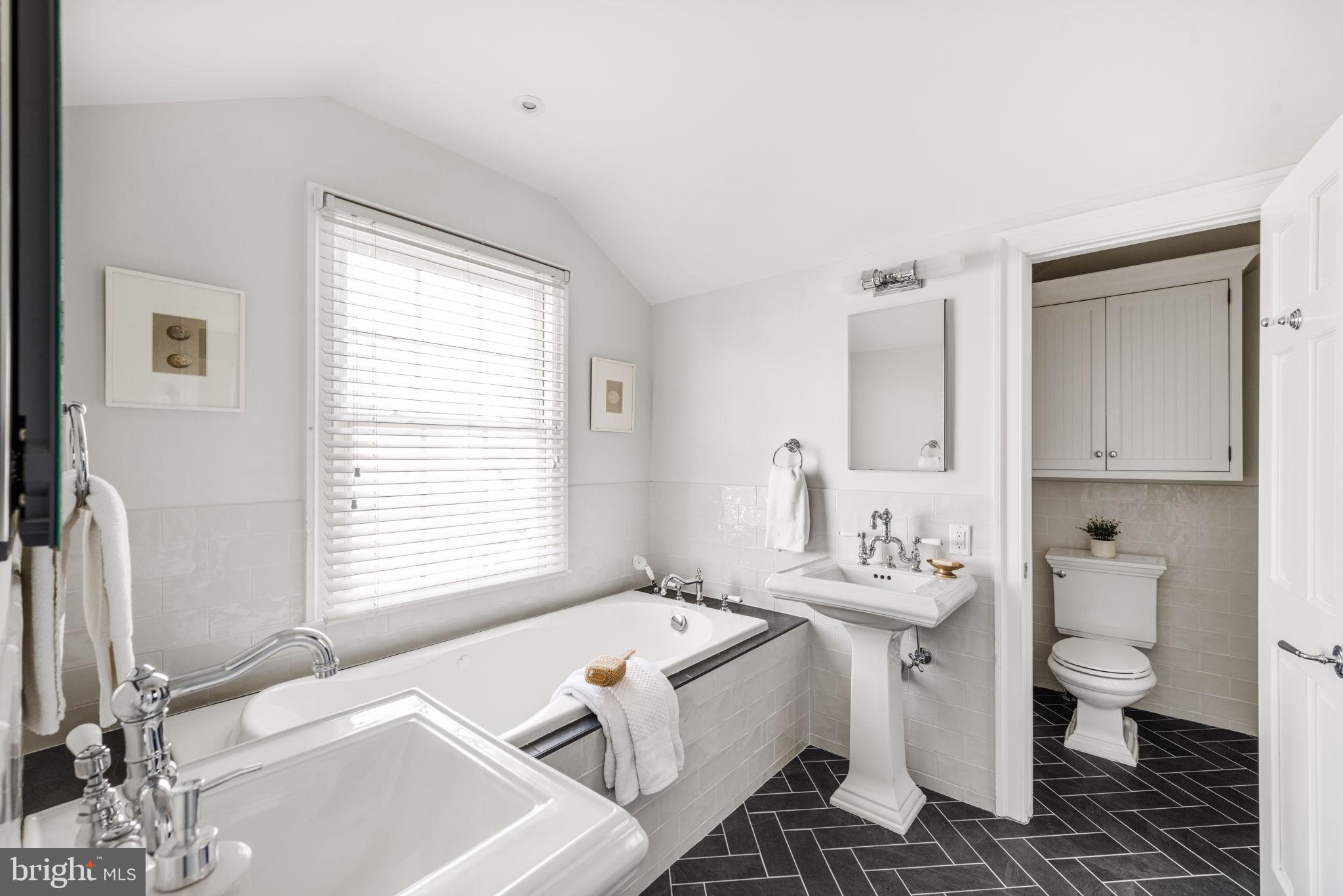 BRADDOCK HEIGHTS - Residential