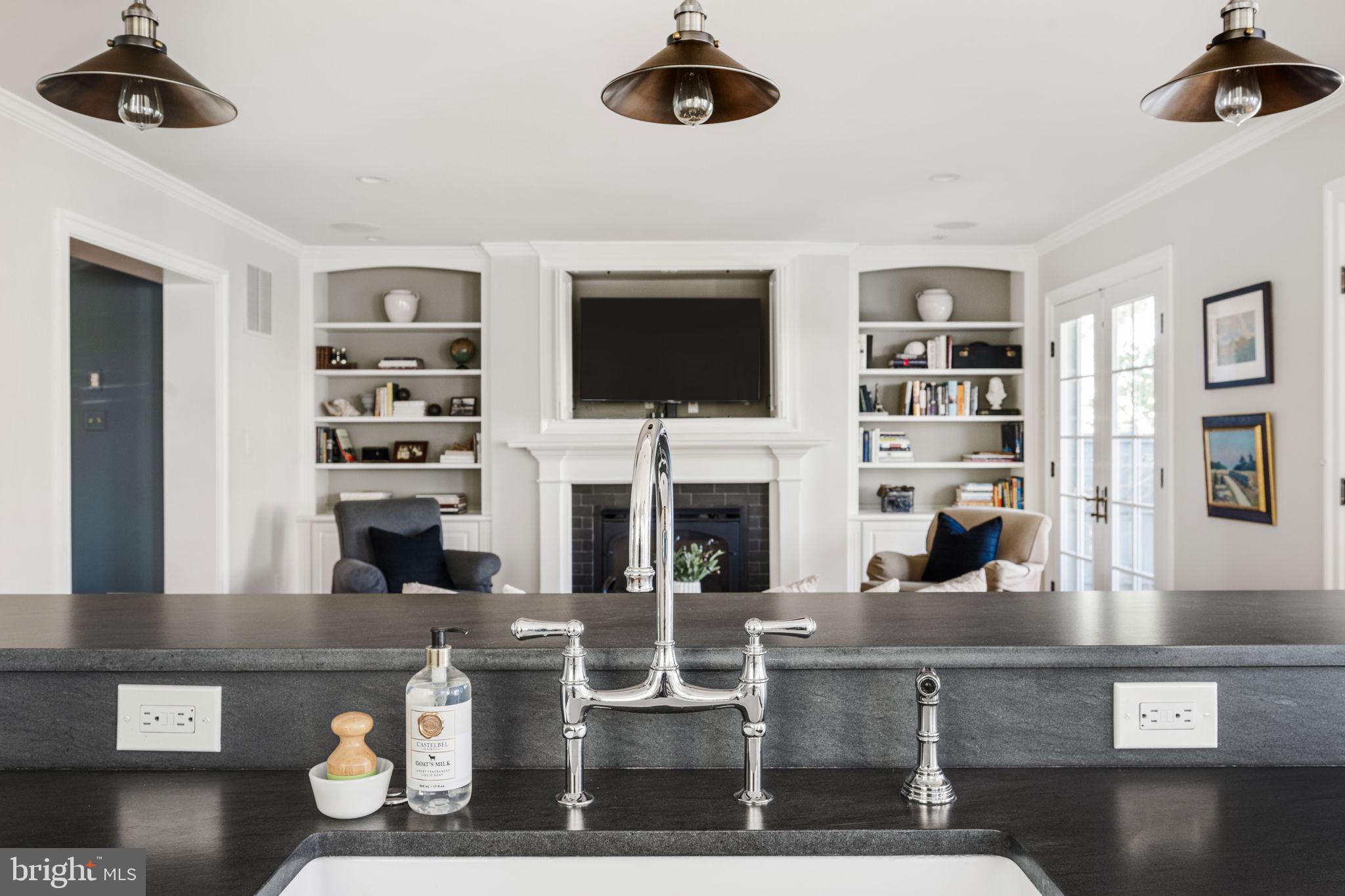 BRADDOCK HEIGHTS - Residential