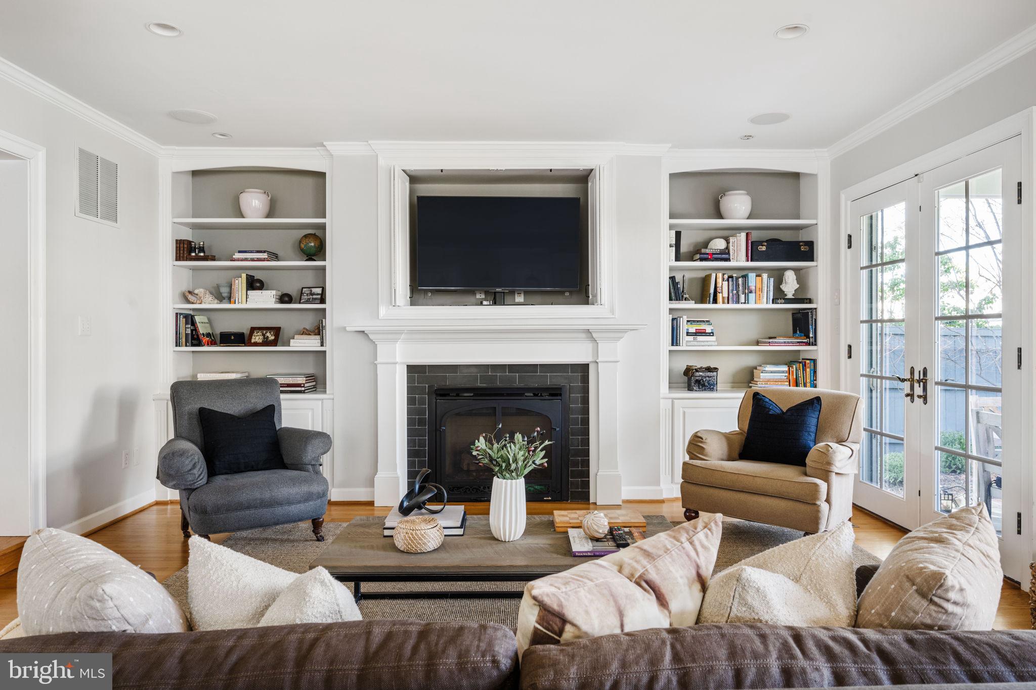 BRADDOCK HEIGHTS - Residential