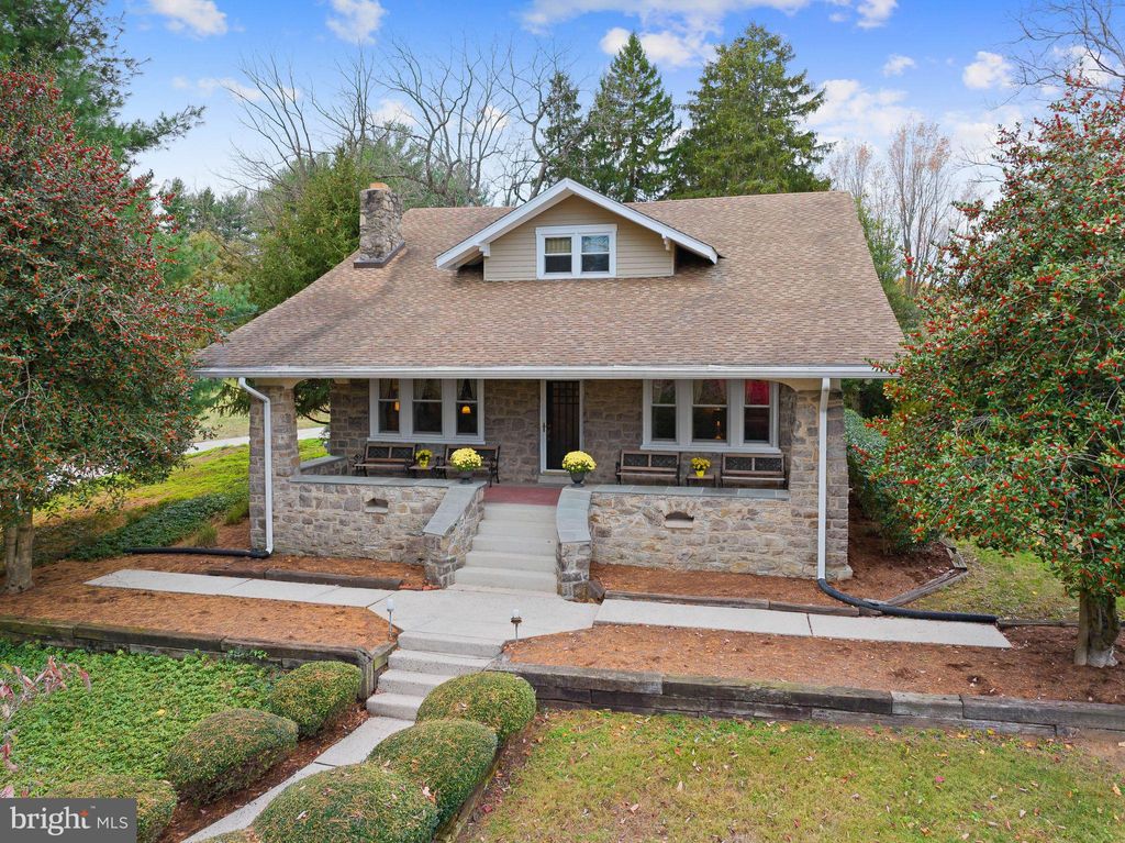 Photo of 490 S Old Middletown Road, MEDIA, PA 19063 (MLS # PADE2103002)