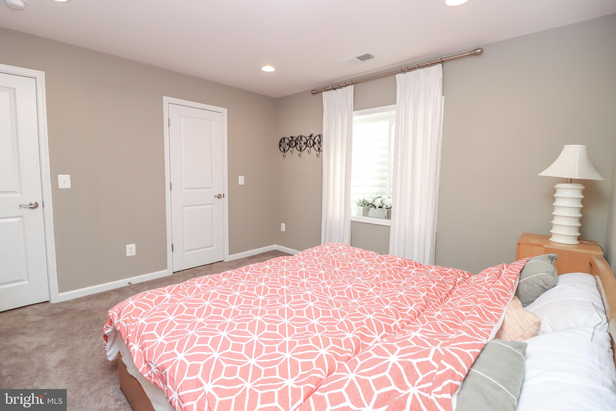 EASTVIEW AT STONE RIDGE - Residential