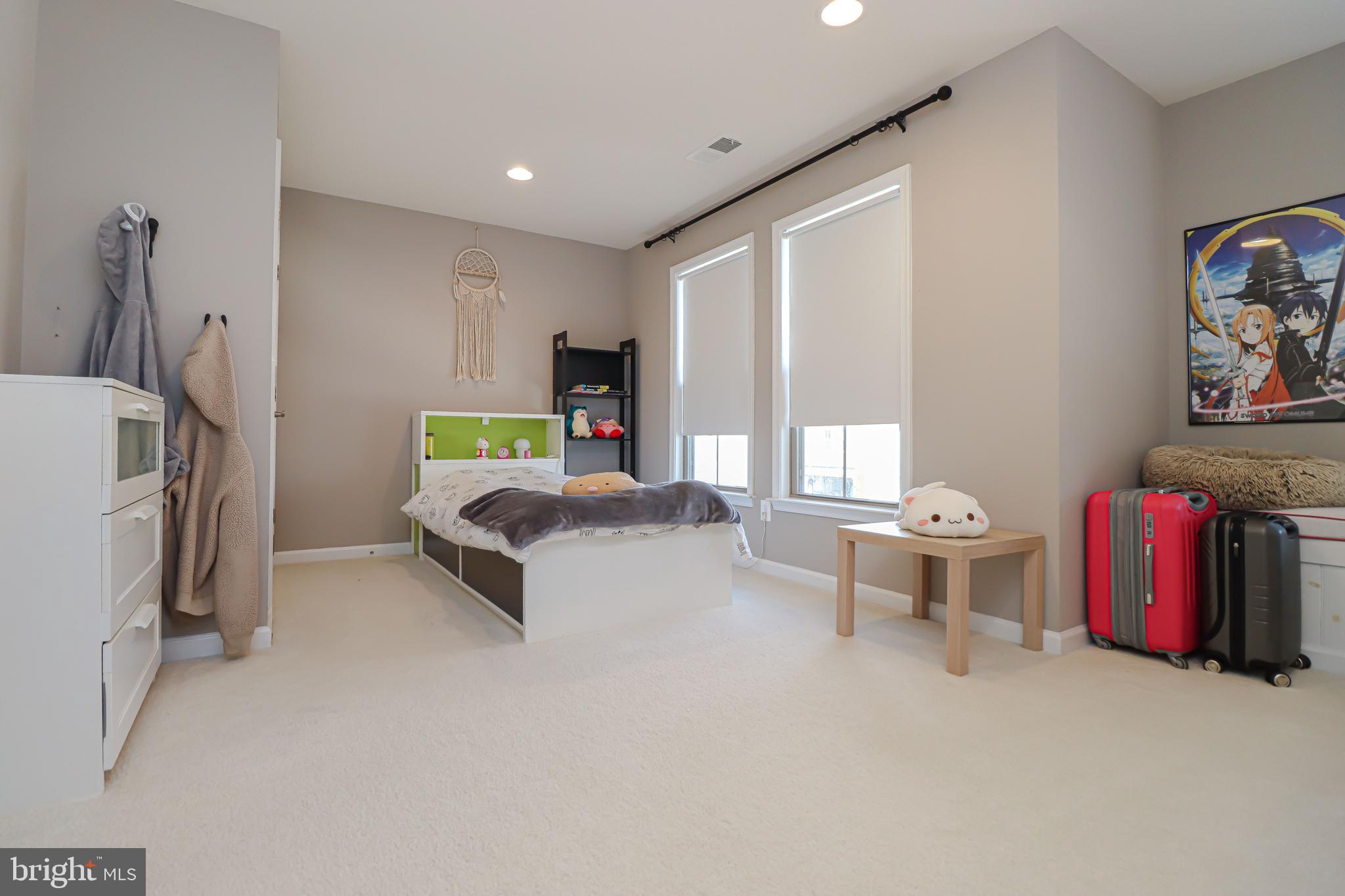 EASTVIEW AT STONE RIDGE - Residential