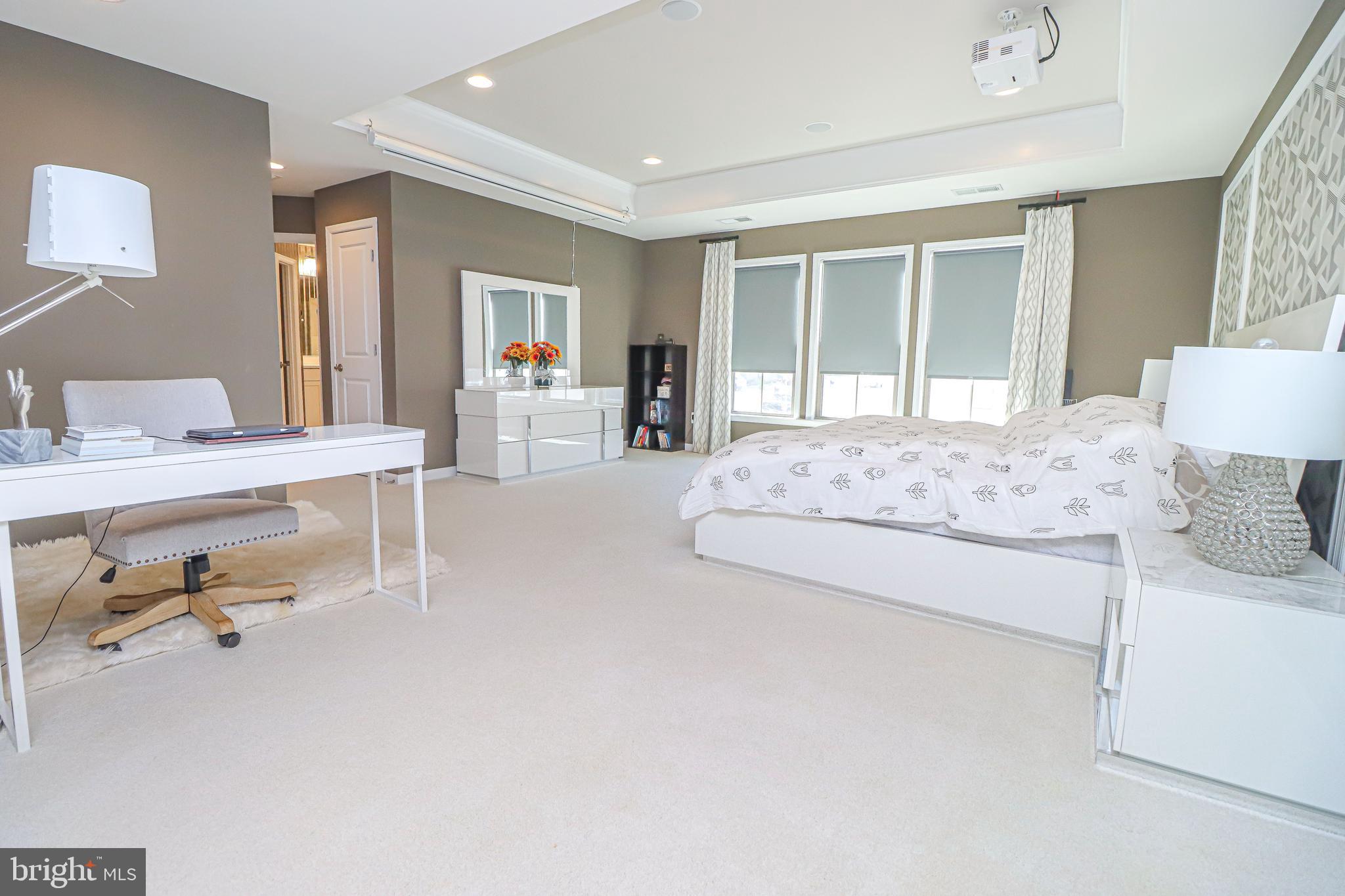 EASTVIEW AT STONE RIDGE - Residential