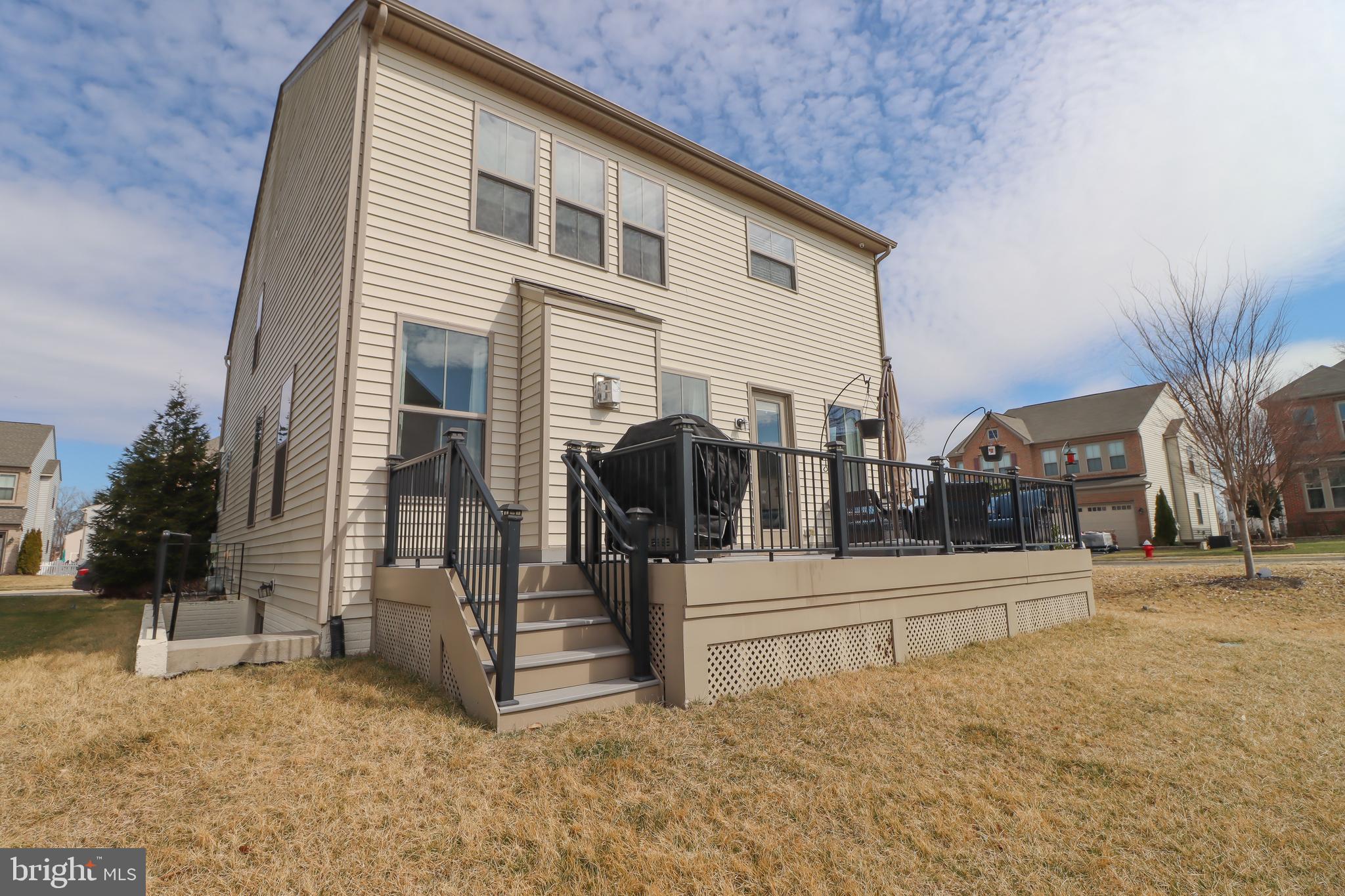 EASTVIEW AT STONE RIDGE - Residential